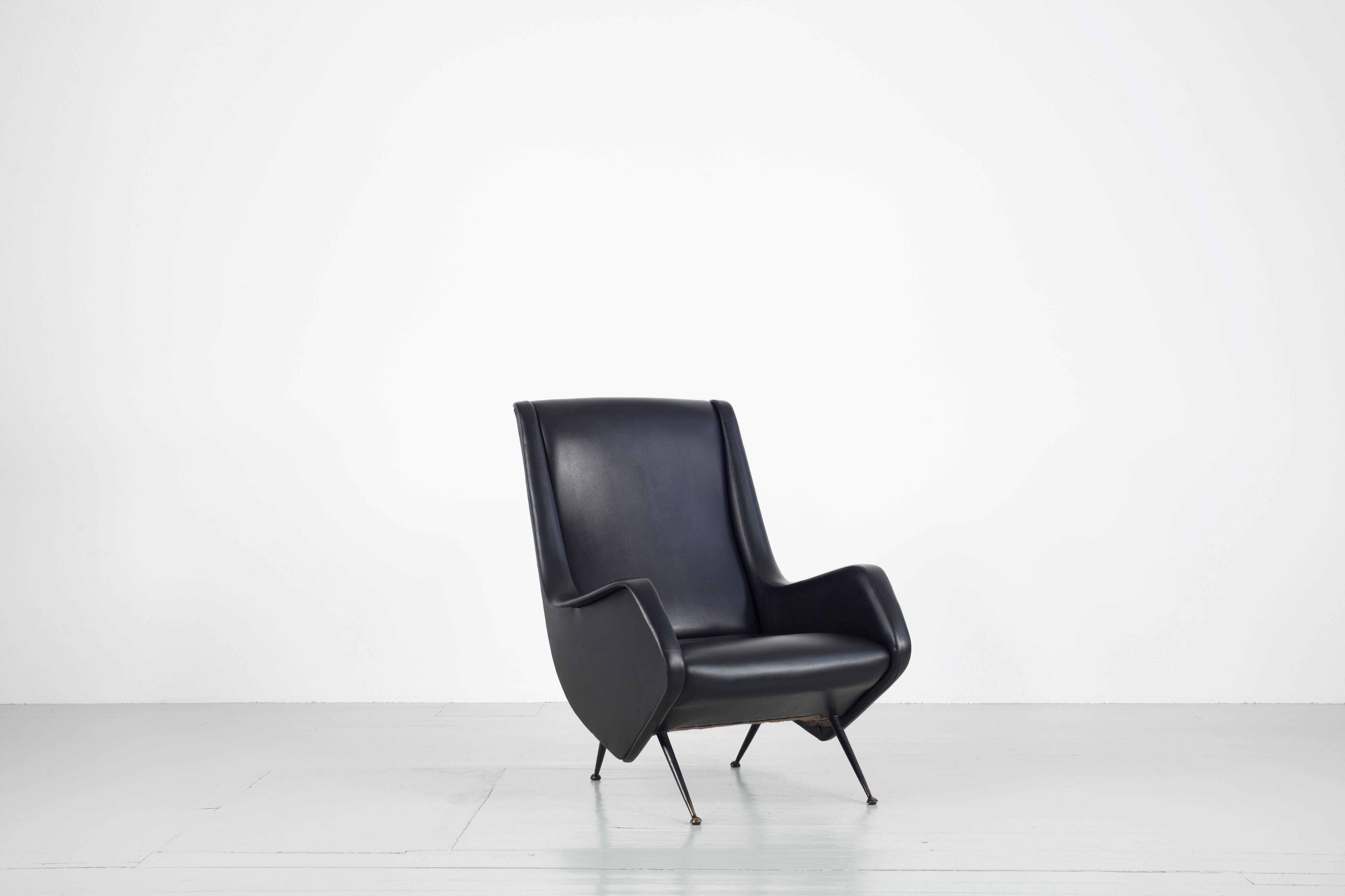 Mid-Century Modern Black Armchair Design by Aldo Morbelli, Made by Isa Bergamo, Italy, 1950s