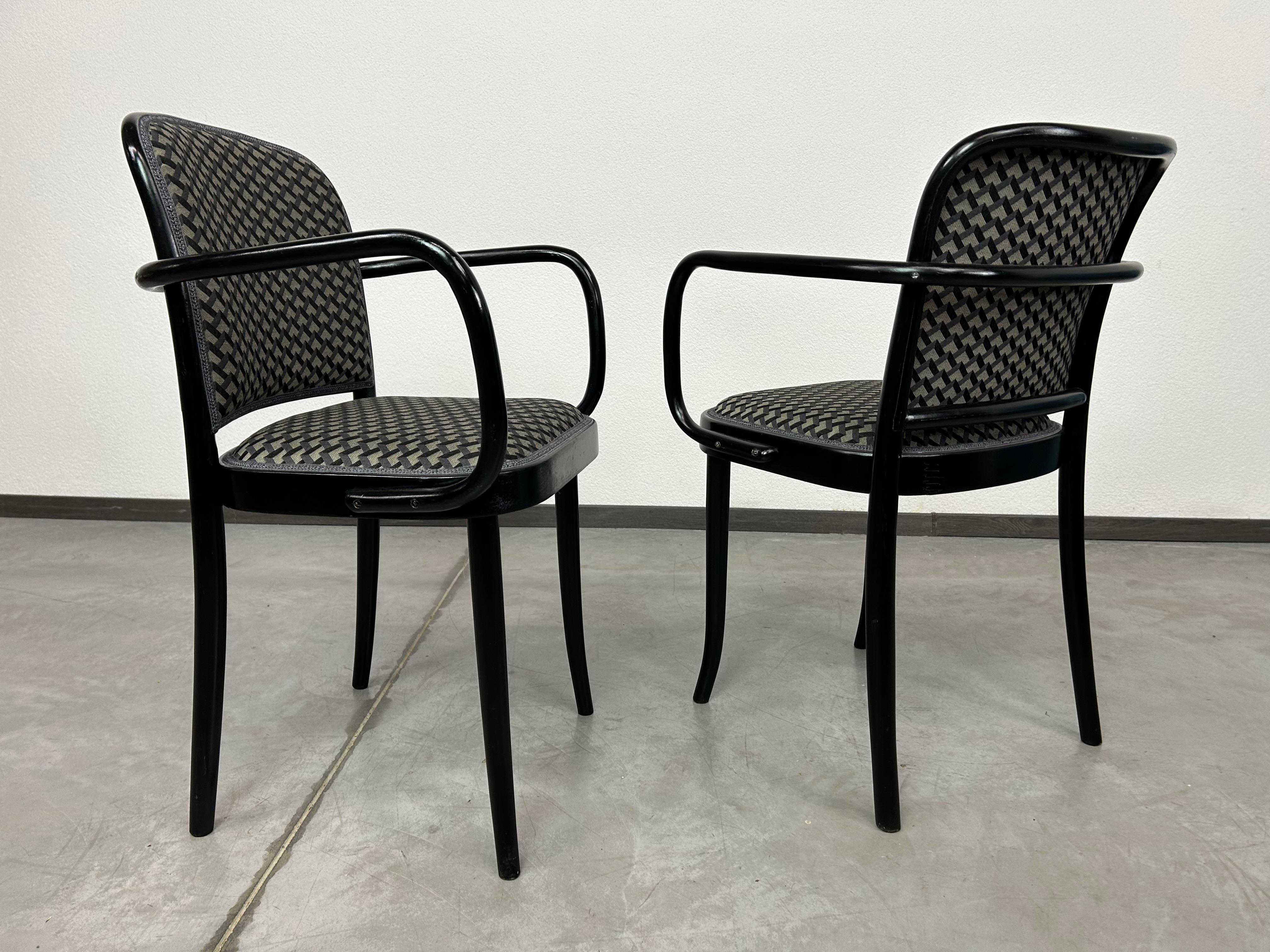 Black art deco armchairs no.811 by Josef Hoffmann for TON For Sale 3