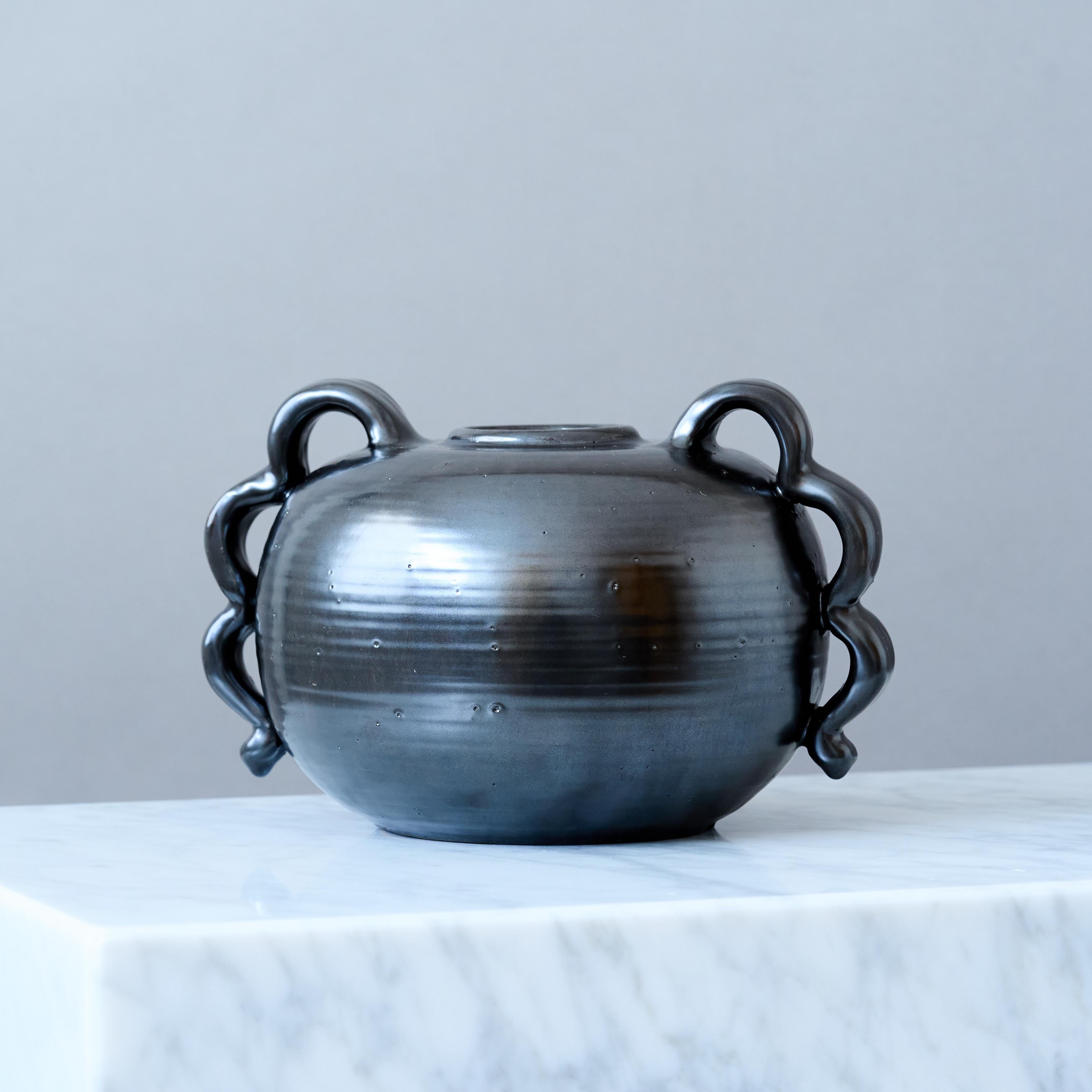 Black Art Deco Earthenware Globe Vase, Sweden, 1940s. For Sale 1