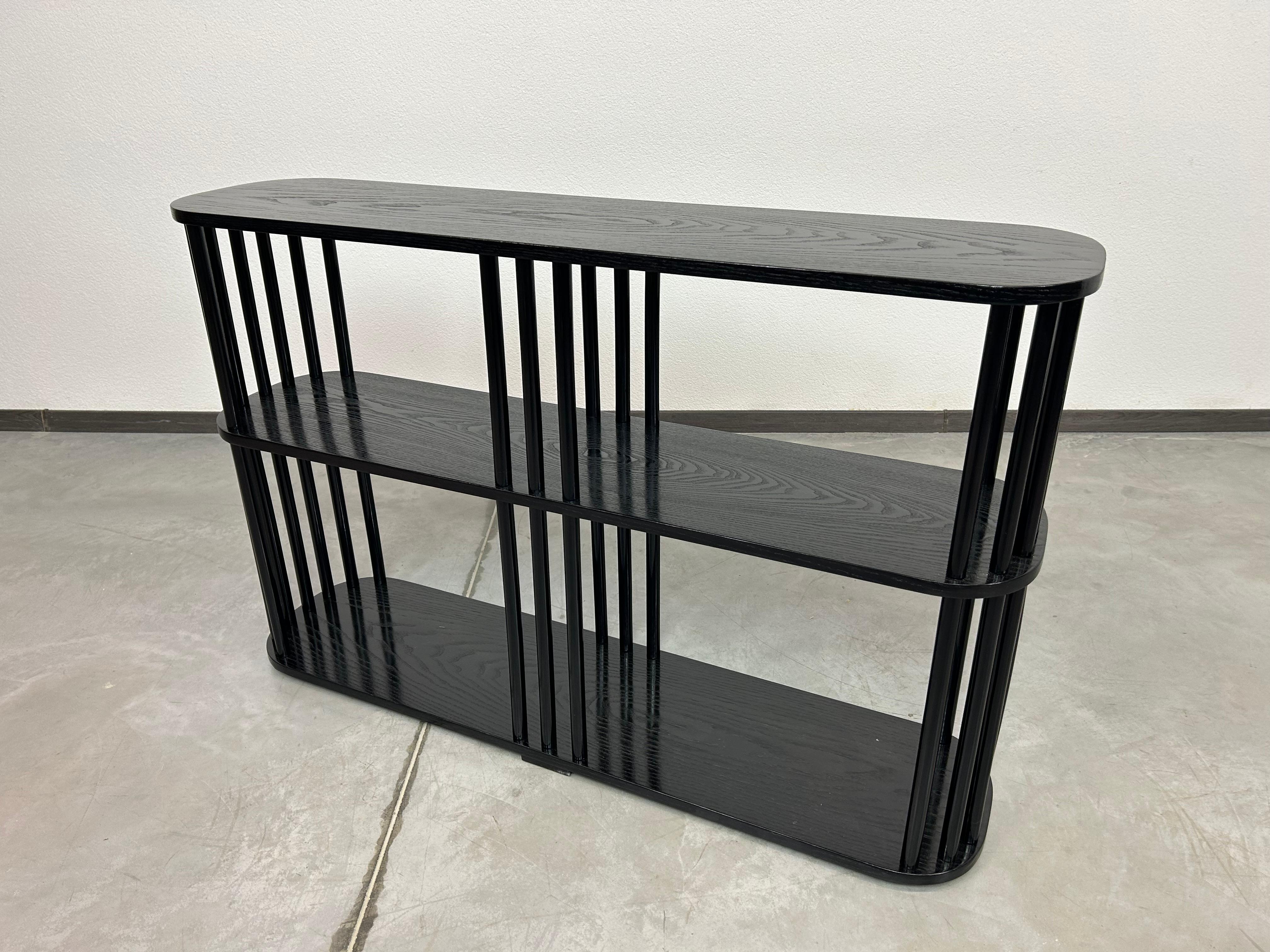 Schwarze Art-déco-Etagere (Art déco) im Angebot