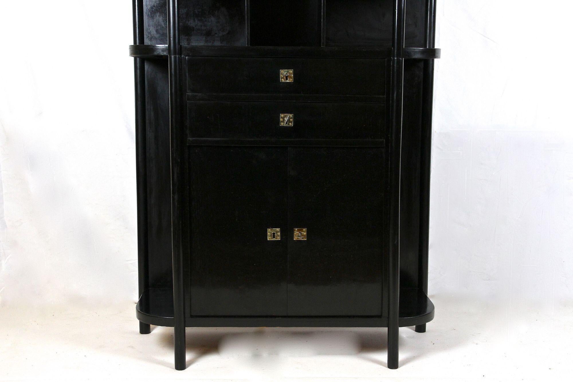 Ebonized Black Art Nouveau Display Cabinet by Josef Hoffmann for Thonet, AT ca. 1905 For Sale