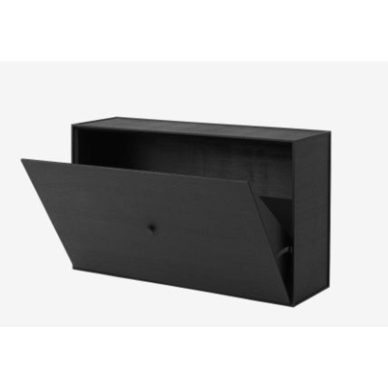 Black ash frame shoe cabinet by Lassen
Dimensions: D 70 x W 21 x H 42 cm 
Materials: Finér, Melamin, Melamine, Metal, Veneer, Ash
Also available in different colors and dimensions.
Weight: 20 Kg

By Lassen is a Danish design brand focused on