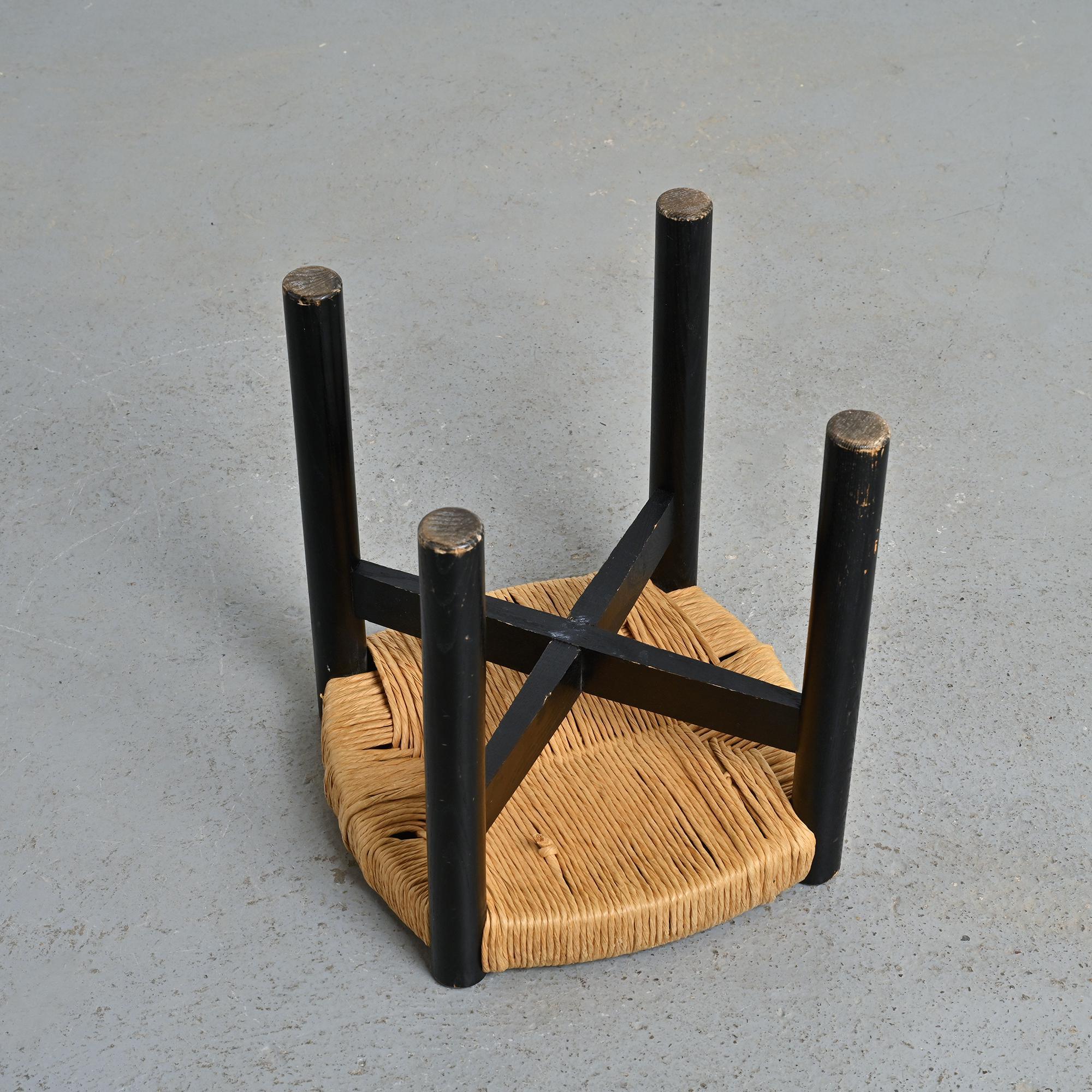 Hocker Meribel aus schwarzer Esche, Charlotte Perriand, um 1950 im Angebot 2