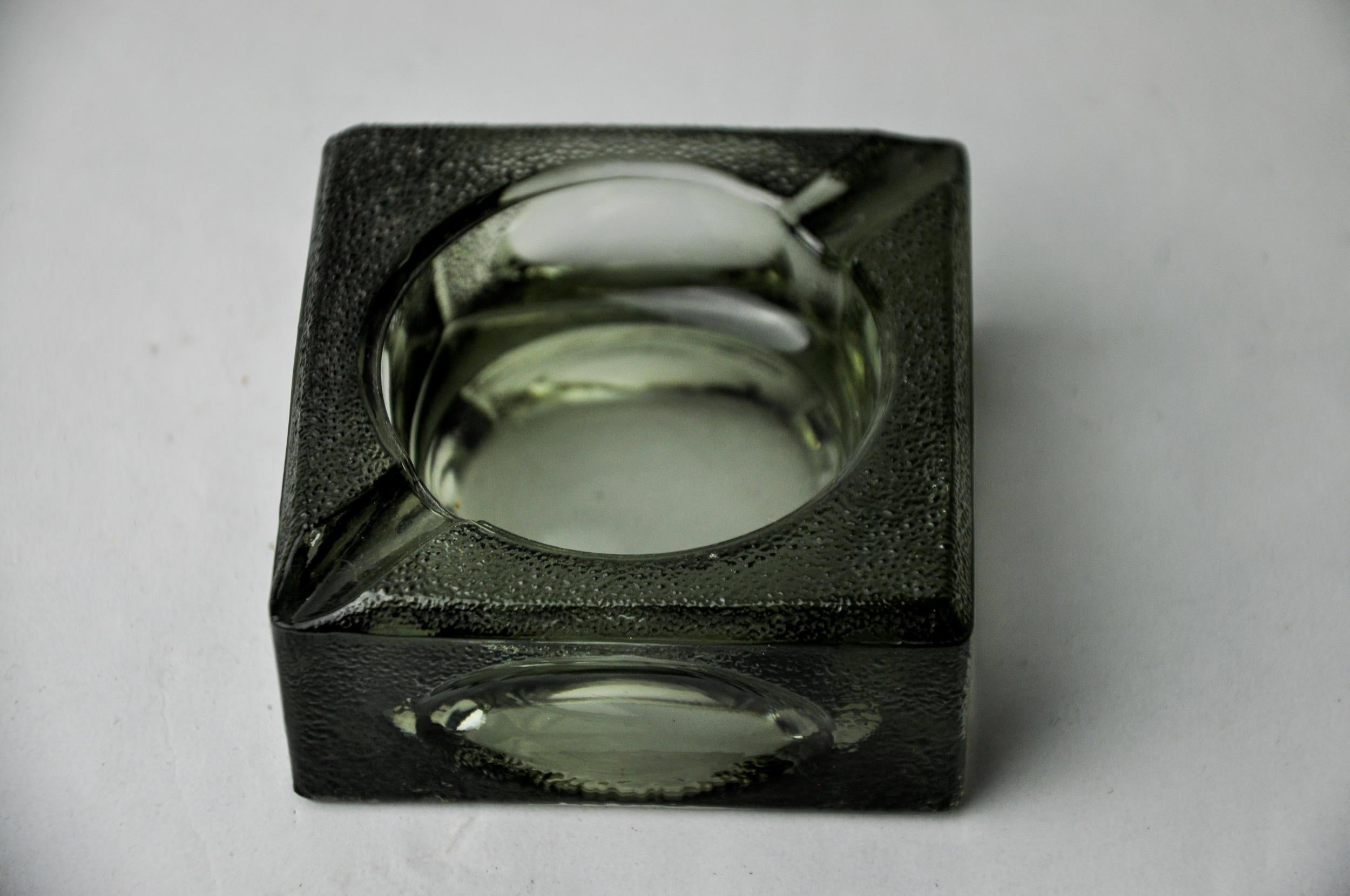 Black ashtray by Antonio Imperatore, frosted murano glass, Italy 1970 In Good Condition For Sale In BARCELONA, ES