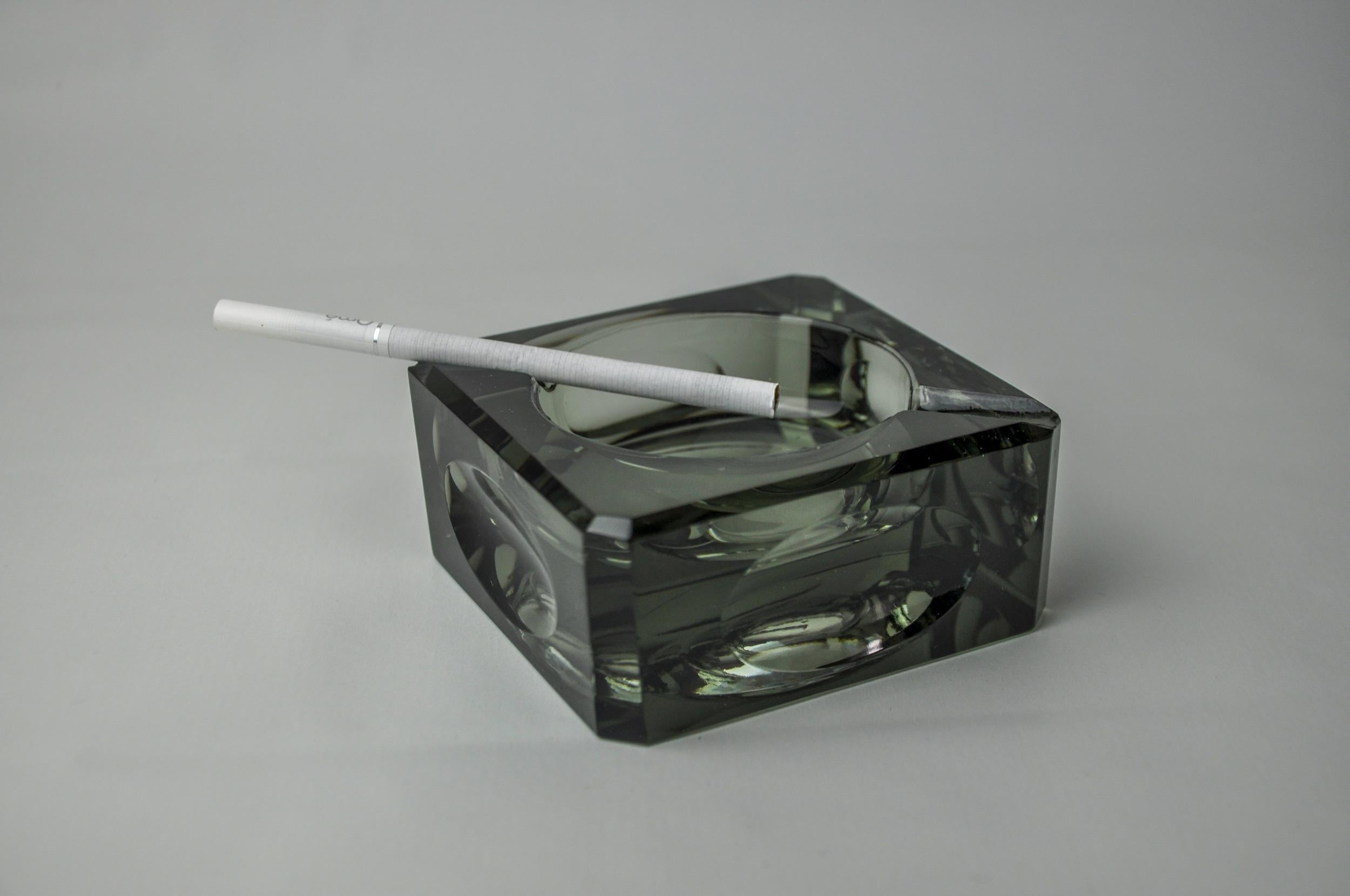 Late 20th Century Black ashtray by Antonio Imperatore, murano glass, Italy, 1970 For Sale