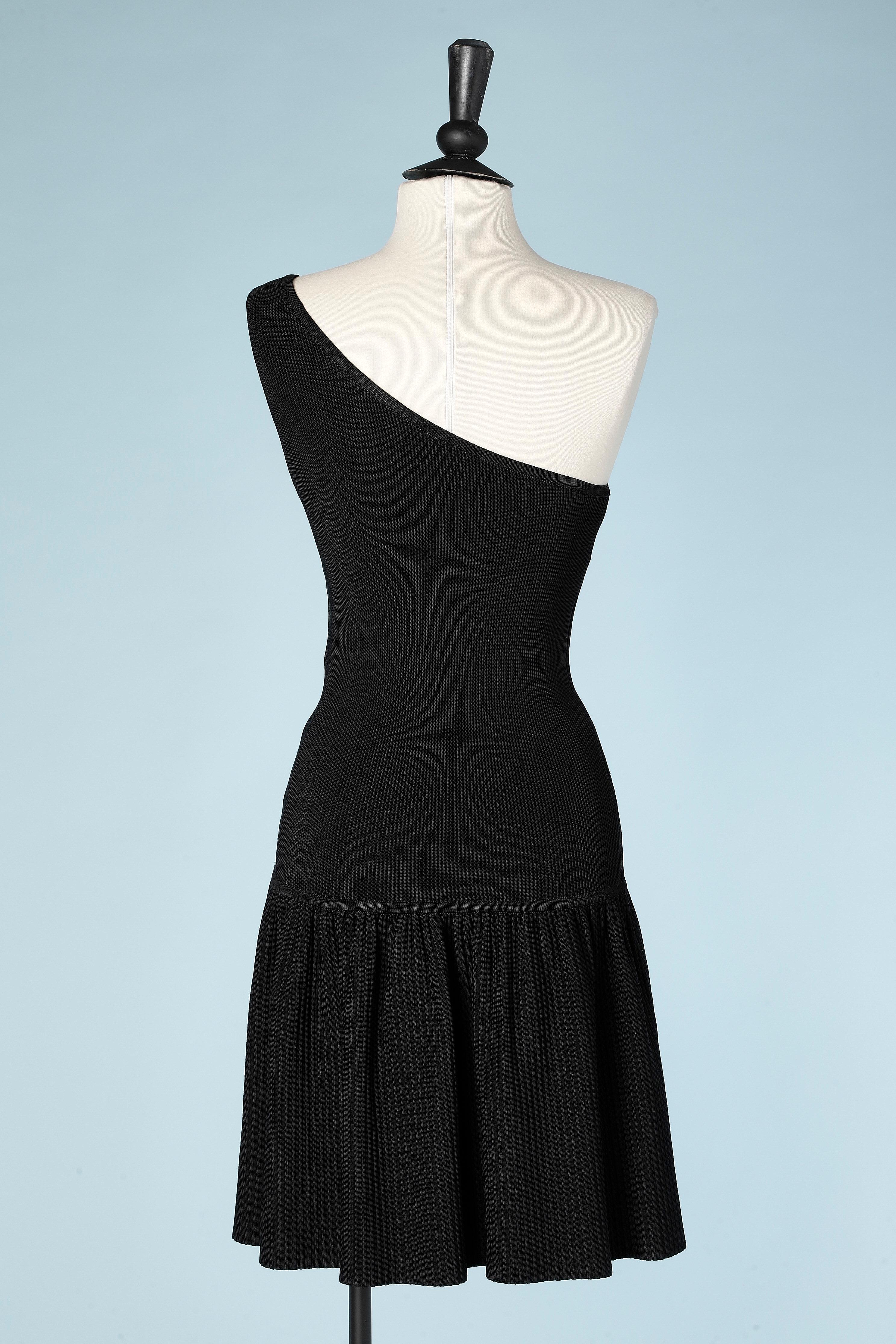 Women's Black asymmetrical dress in rayon knit AlaÏa 