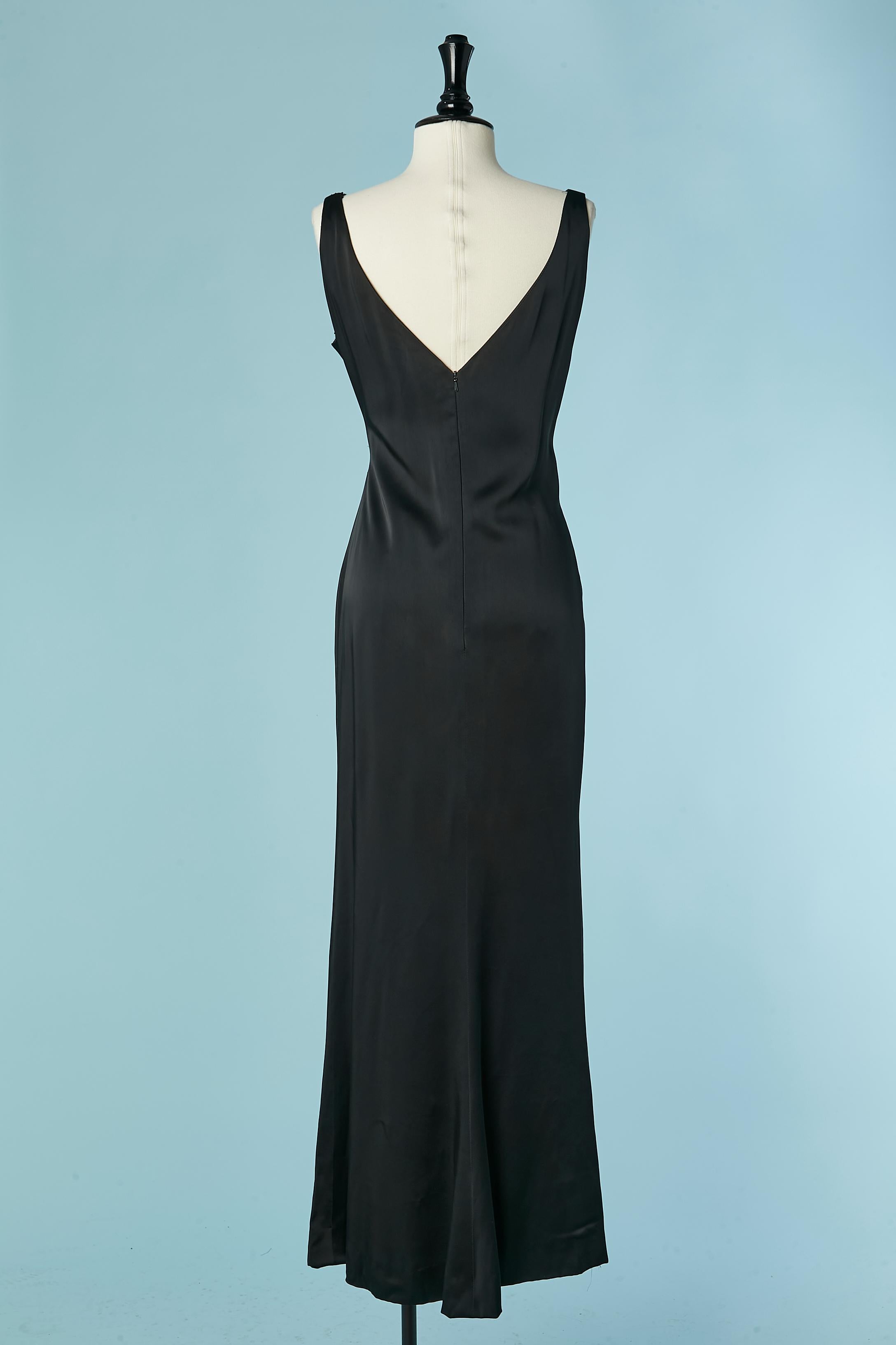 Vestido de noche asimétrico negro con pedrería sobre encaje Belleville Sassoon en venta 1
