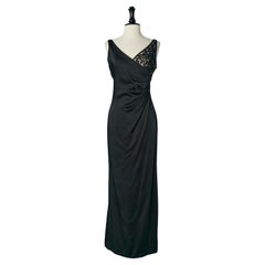 Robe de soirée asymétrique noire avec perlage sur dentelle Belleville Sassoon