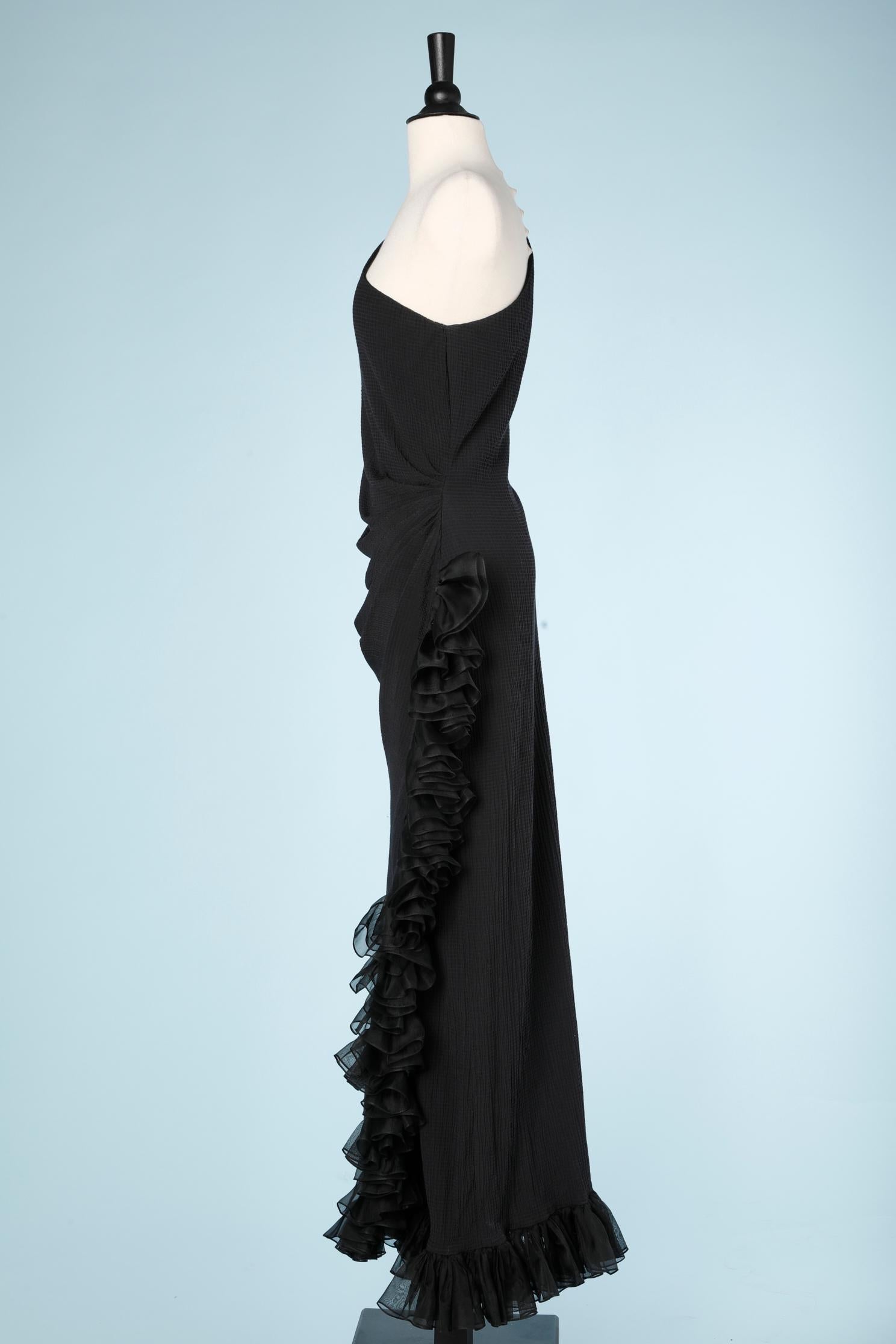 Women's Black asymmetrical evening gown with organza ruffles Miss O by O de la Renta 