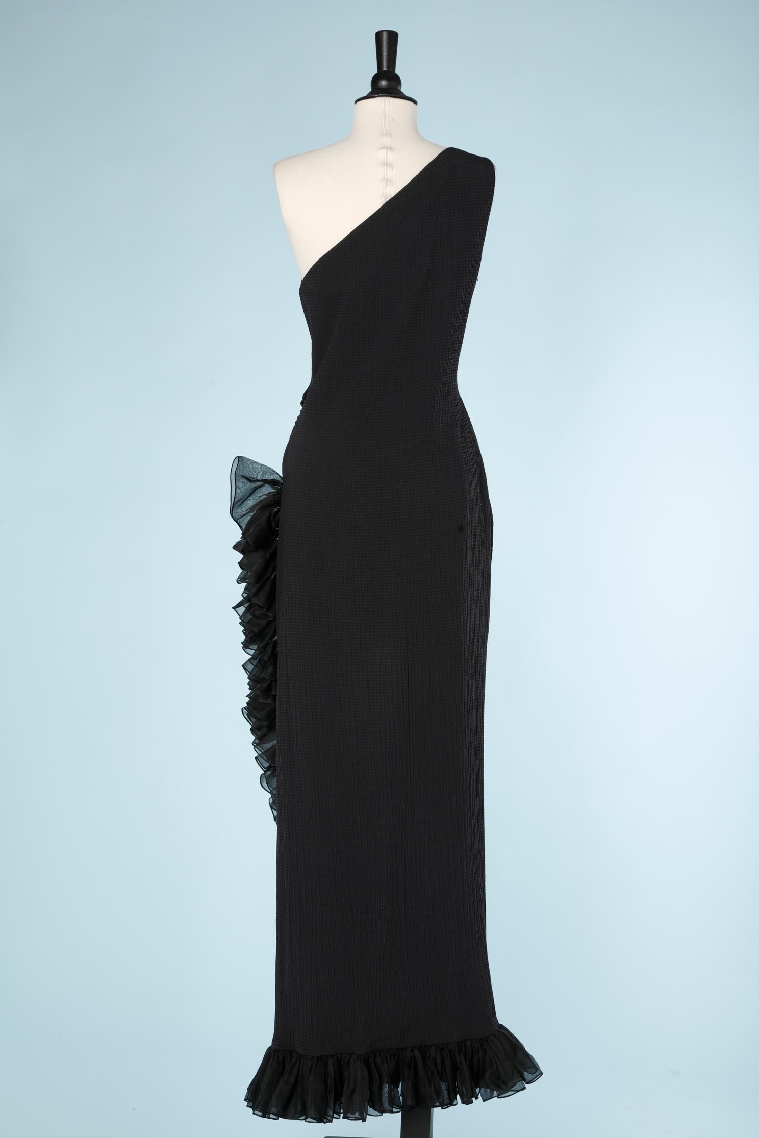 Black asymmetrical evening gown with organza ruffles Miss O by O de la Renta  1