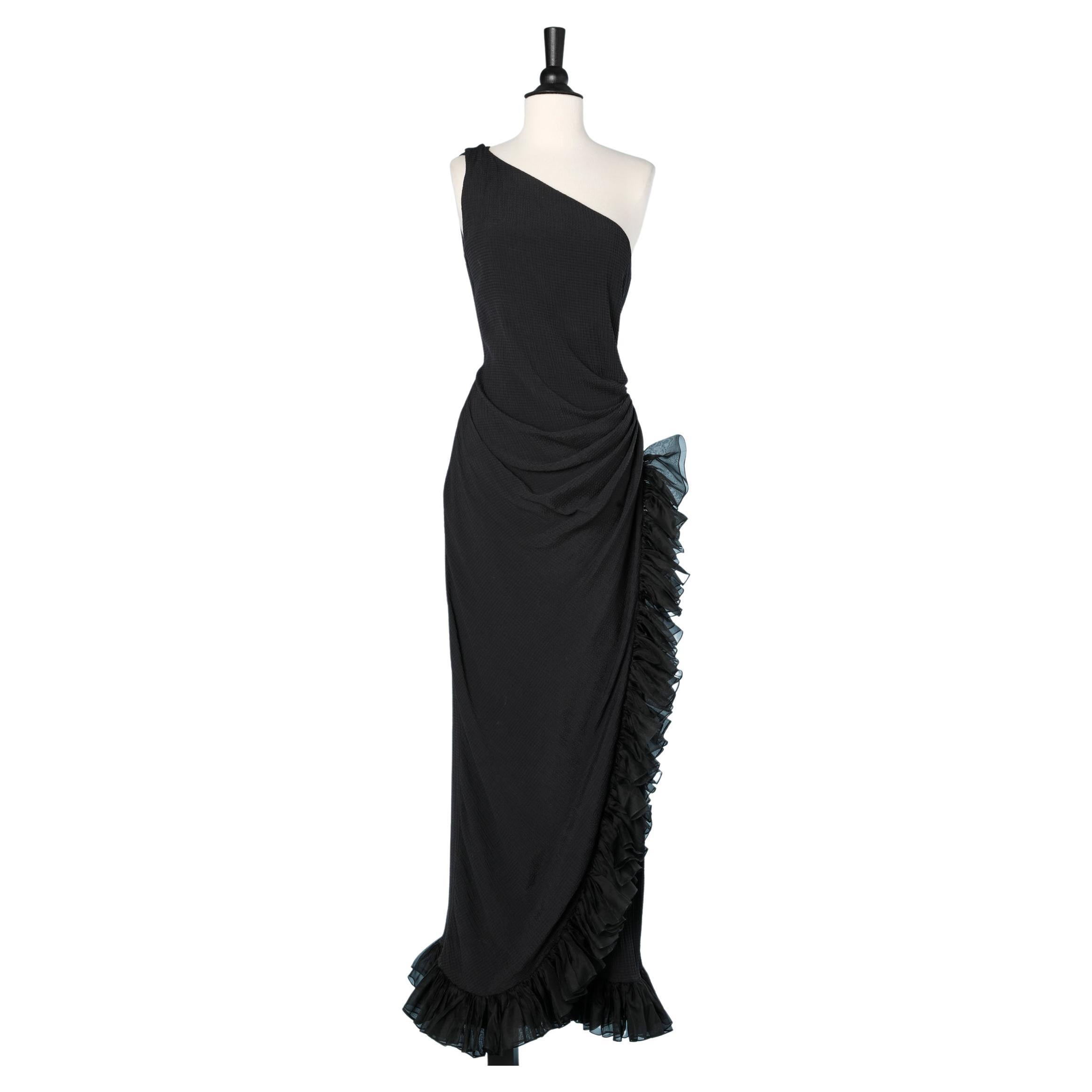 Black asymmetrical evening gown with organza ruffles Miss O by O de la Renta 