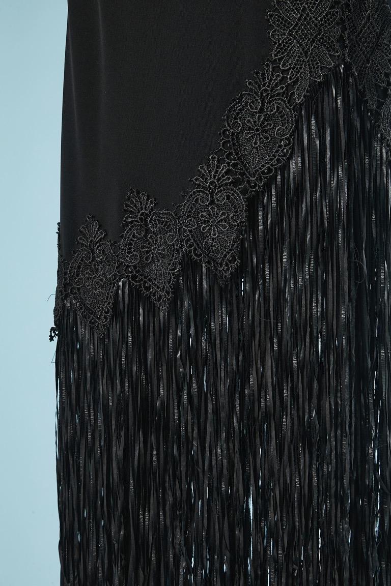 Black asymmetrical jersey evening dress with fringes  JIKI Monté-Carlo  In Good Condition For Sale In Saint-Ouen-Sur-Seine, FR