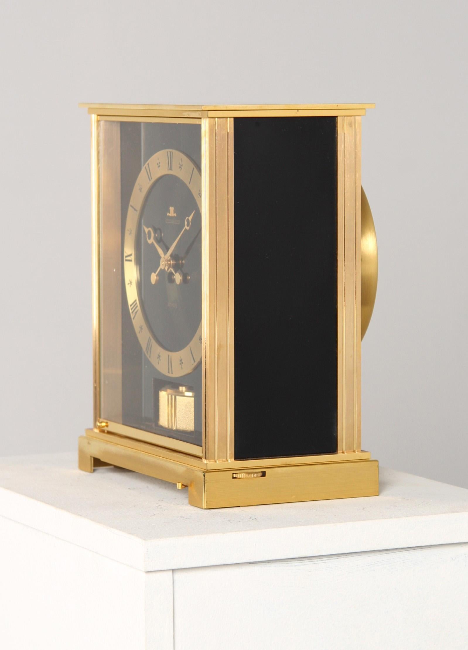 Lacquered Black Atmos Clock by Jaeger LeCoultre, manufactured in 1969 For Sale