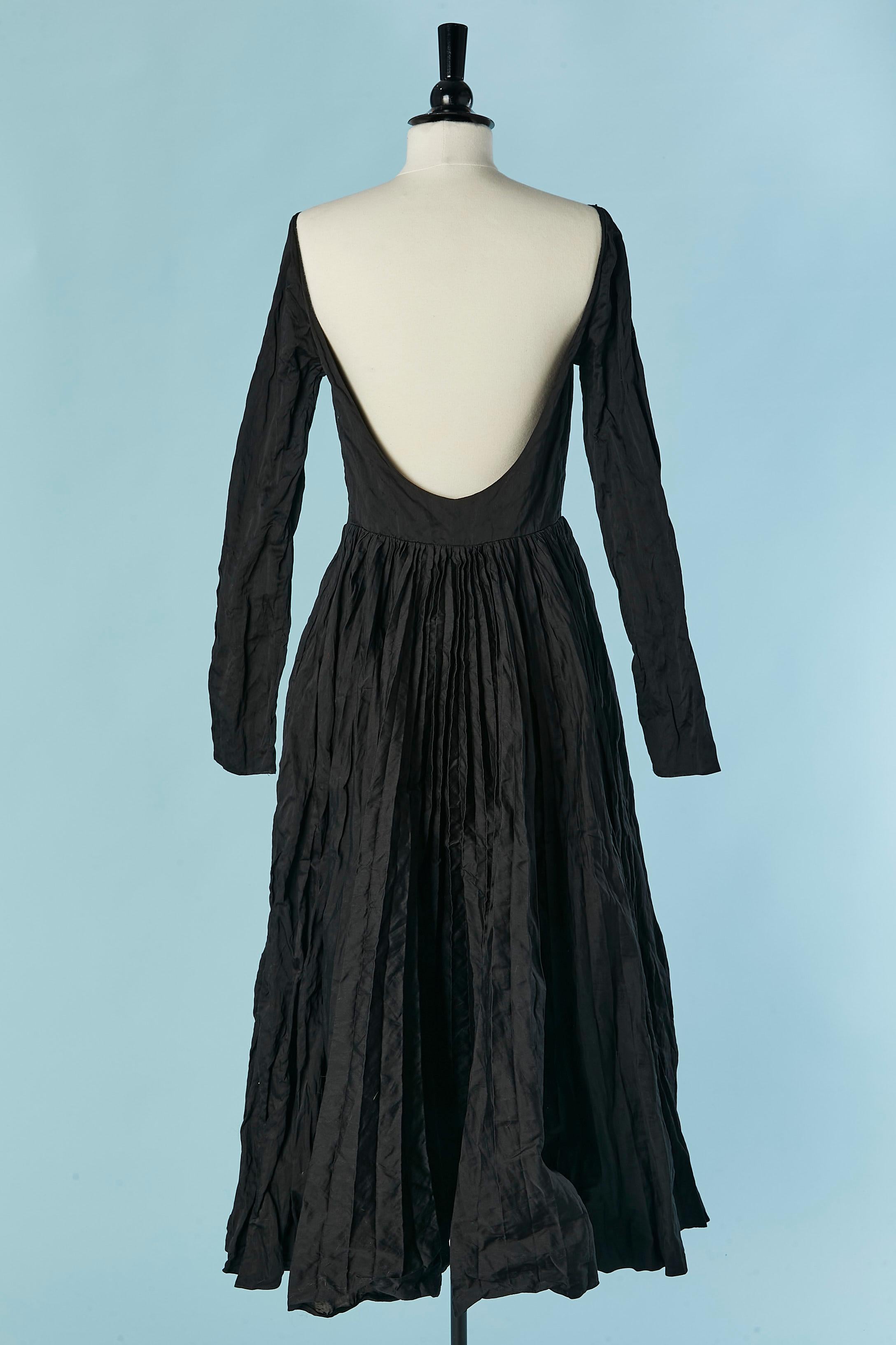 Schwarzes rückenfreies Cocktailkleid aus knitterfreiem Stoff CHRISTIAN DIOR im Angebot 1