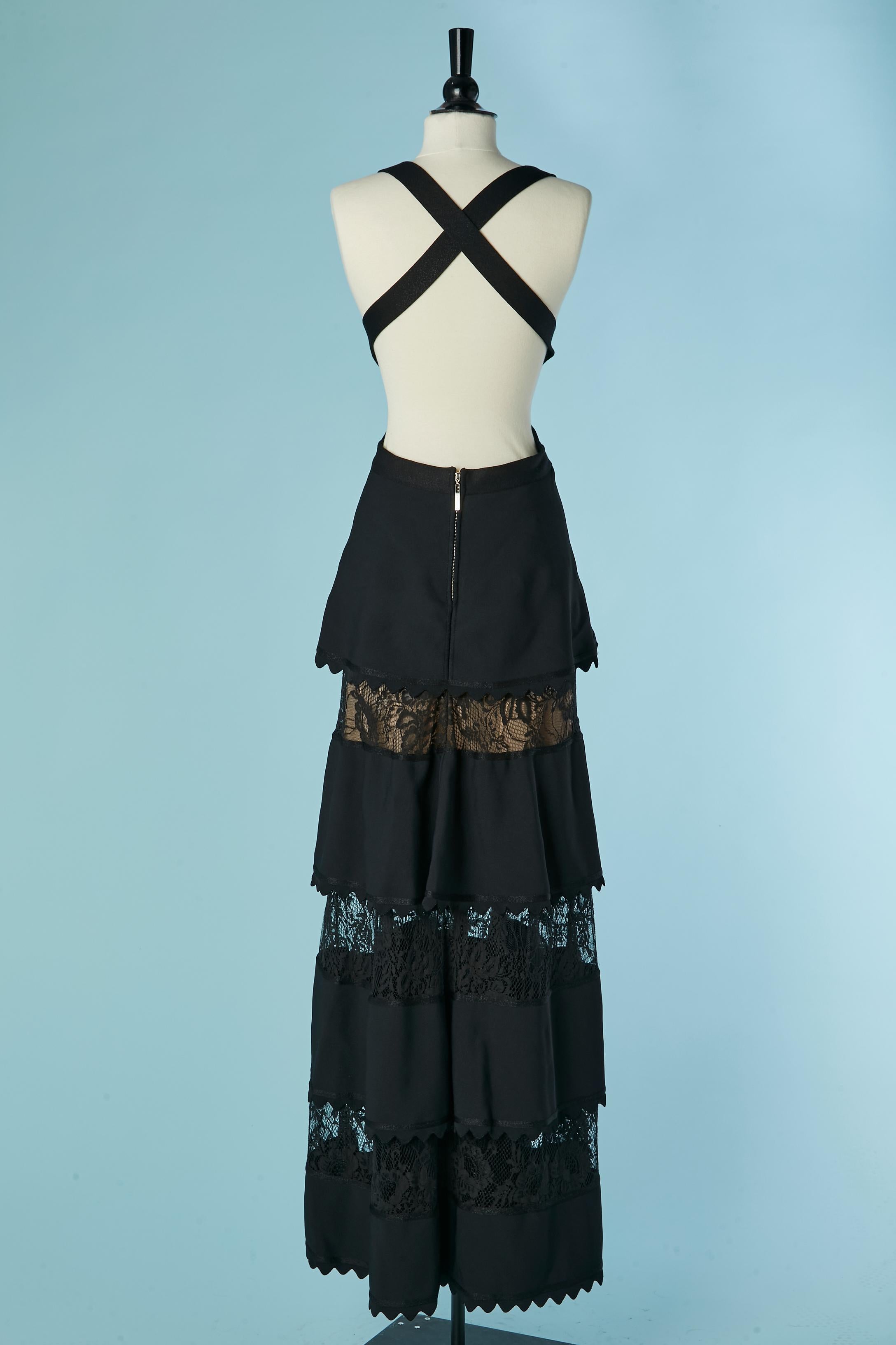 Robe de soirée noire dos nu avec empiècement en dentelle ELIE SAAB Nouveau en vente 1