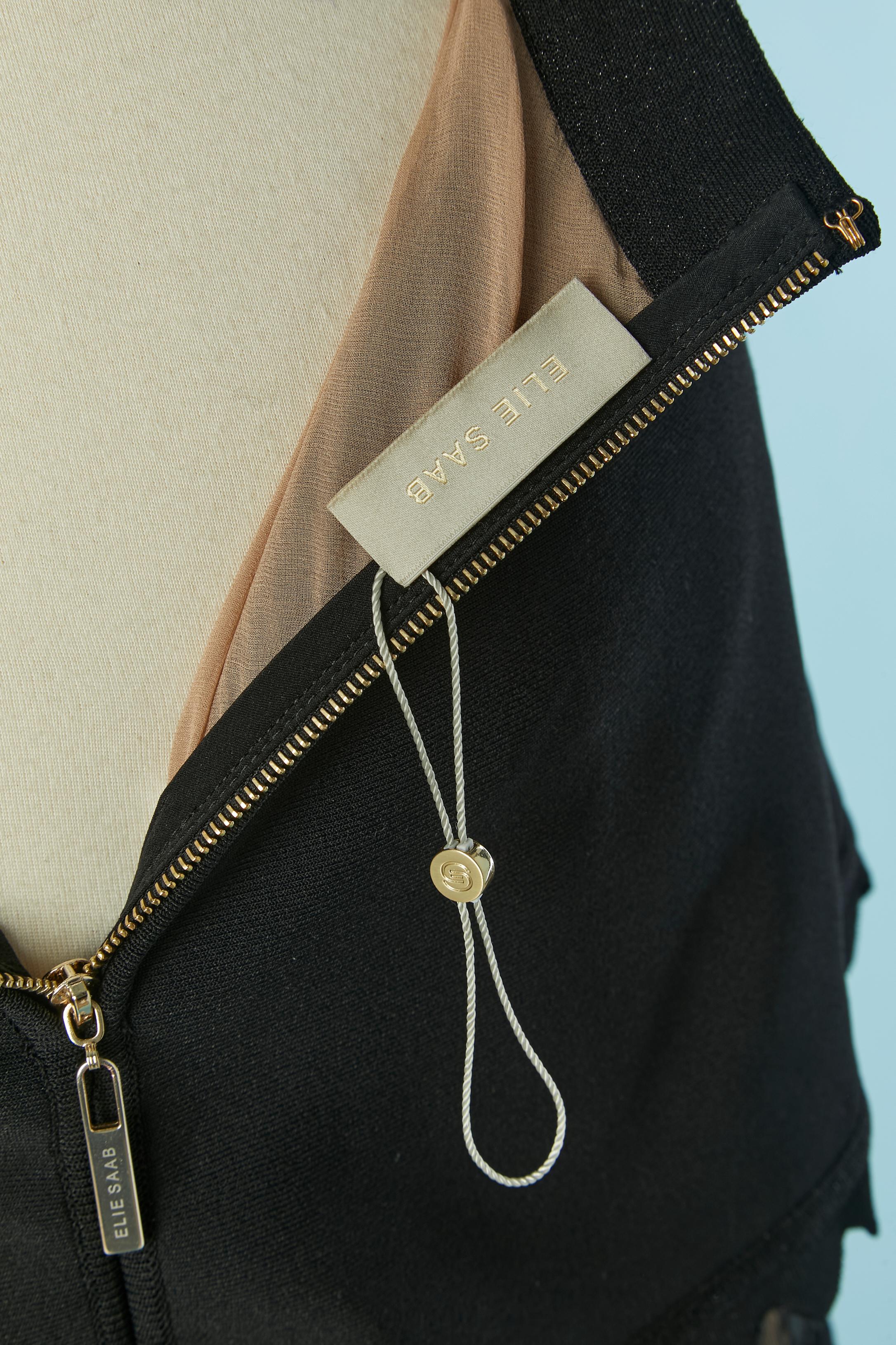 Robe de soirée noire dos nu avec empiècement en dentelle ELIE SAAB Nouveau en vente 3