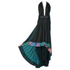 Schwarzes rückenfreies Abendkleid mit bedrucktem Rand Just Cavalli