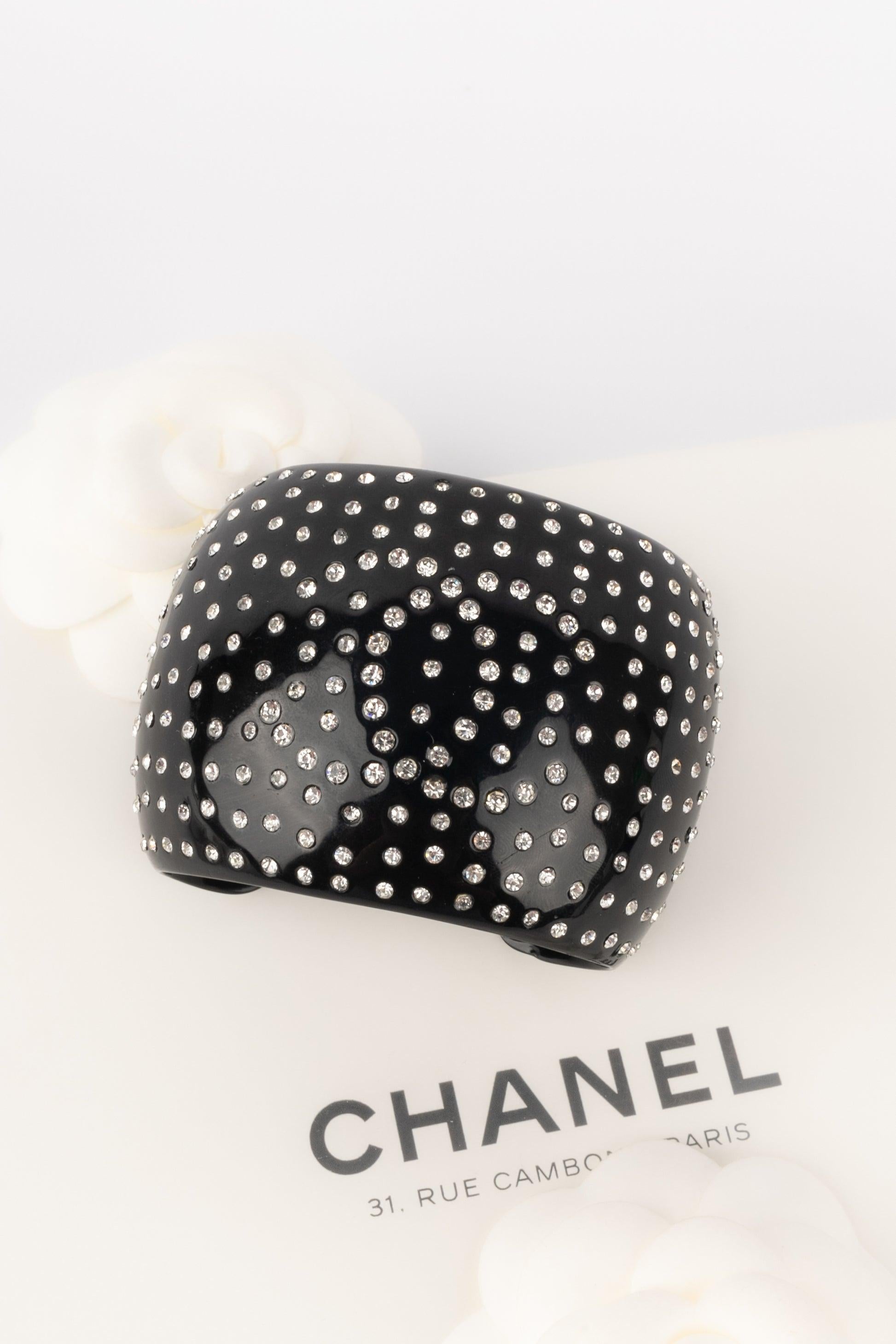 Bracciale in bachelite nera con strass, 1995 in vendita 4