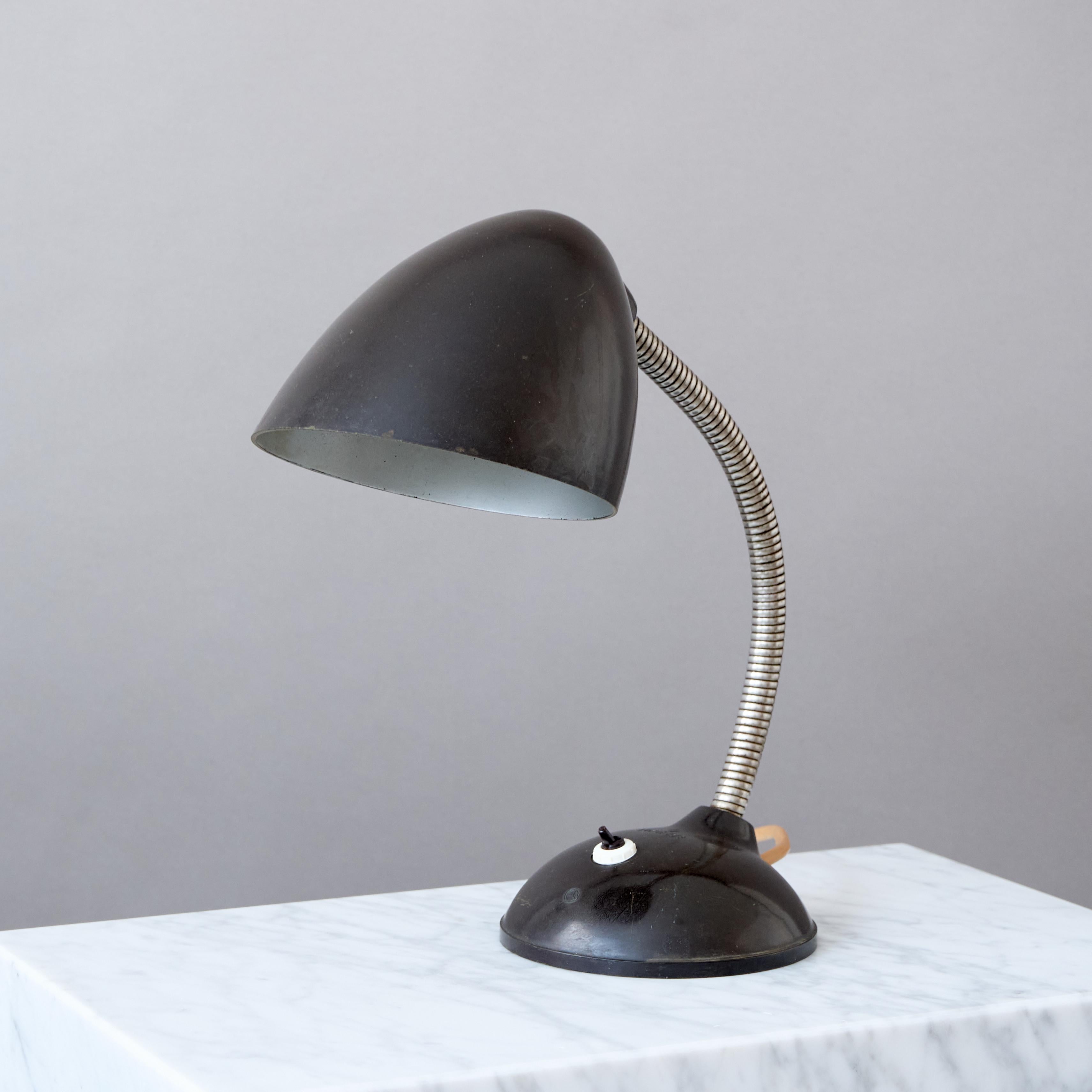 Bauhaus Black Bakelite Midcentury Table Lamp by Eric Kirkman Cole for Elektrosvit, 1940s For Sale