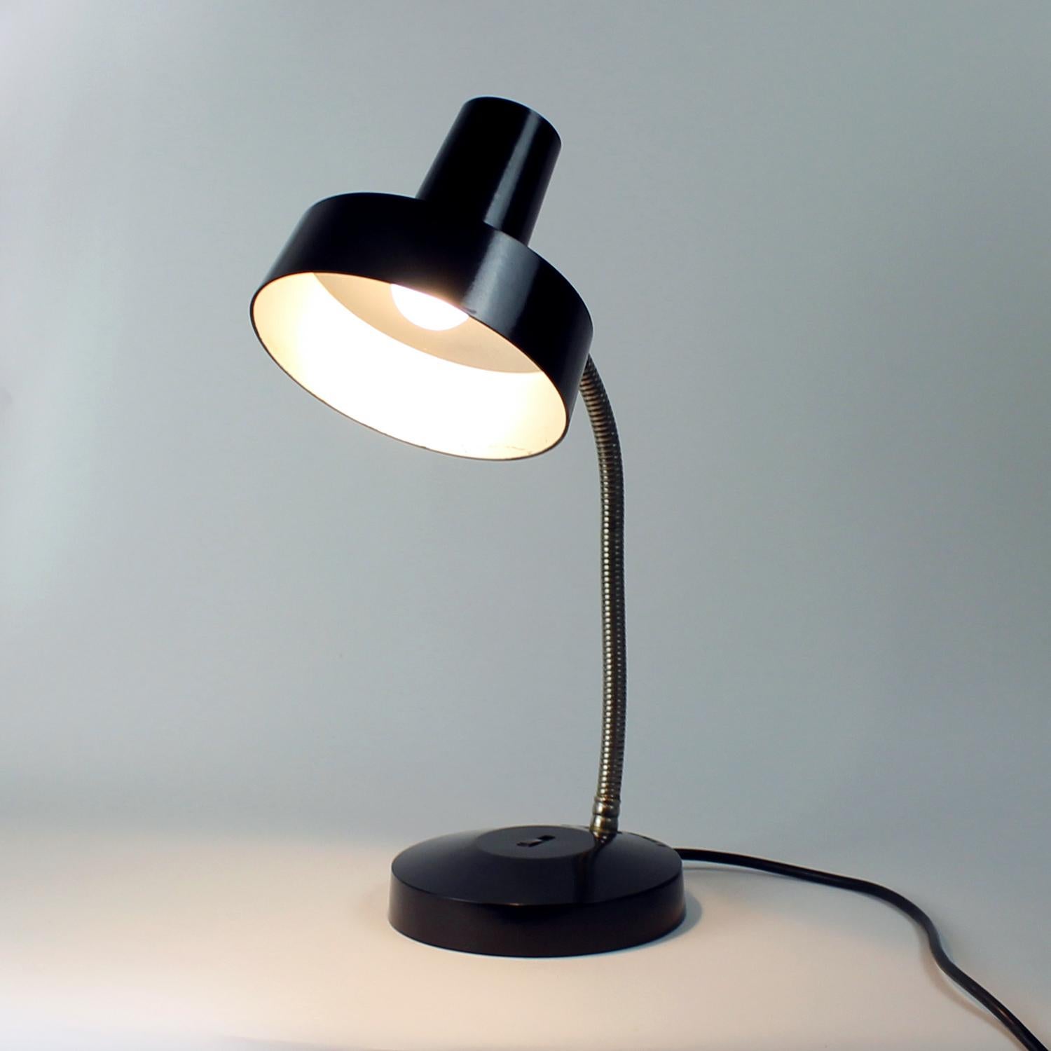 Black Bakelite Table Lamp By Elektrosvit, Type 101301, Czechoslovakia 1960s For Sale 2