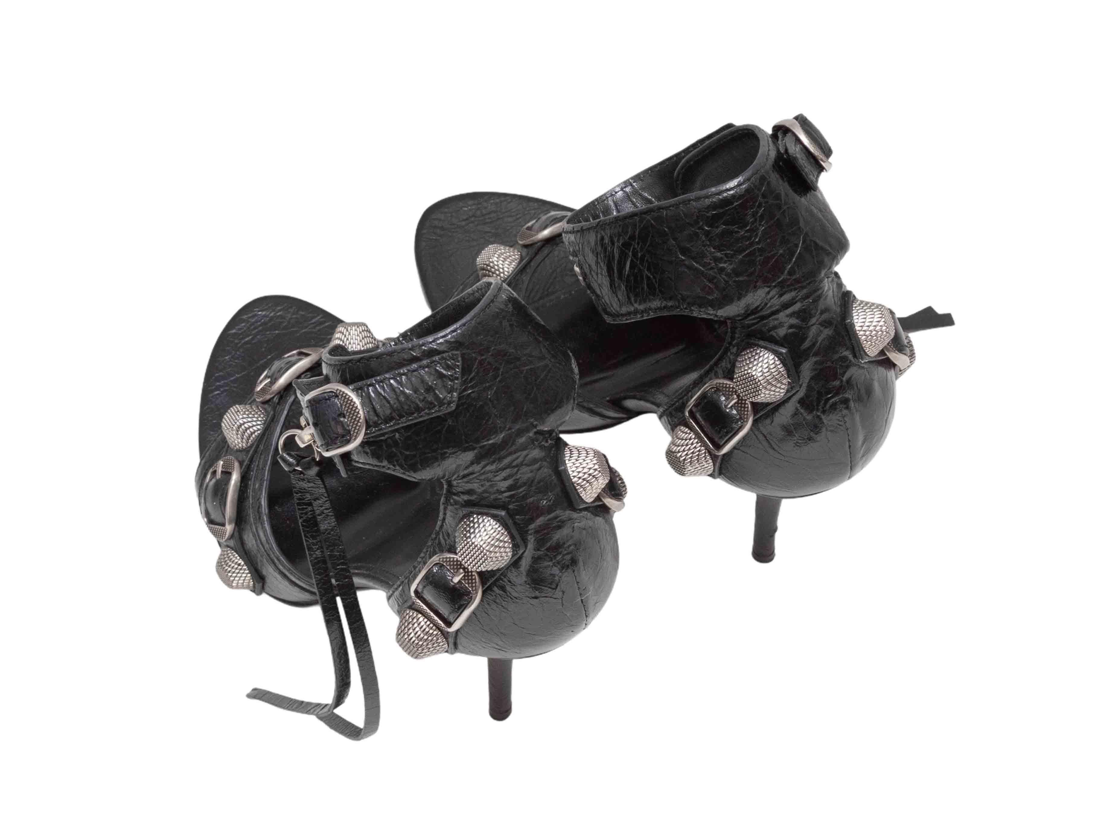 Noir Sandales à talons Balenciga noires à lanières de cheville Taille 37 en vente