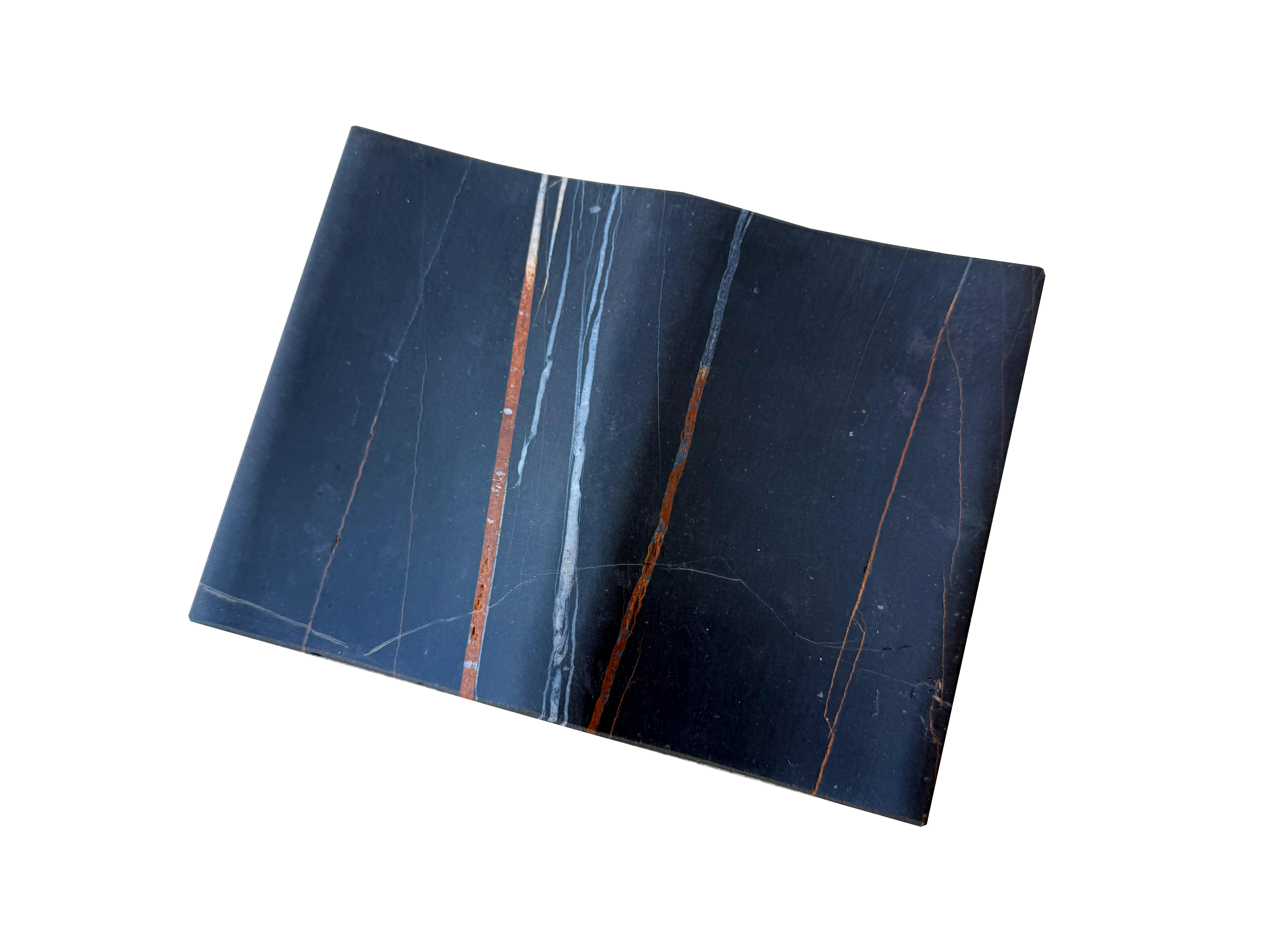 Schwarzes Bambú-Marmortablett Joaquín Moll Meddel Made in Spain Geschenk Modernes Design im Angebot 3