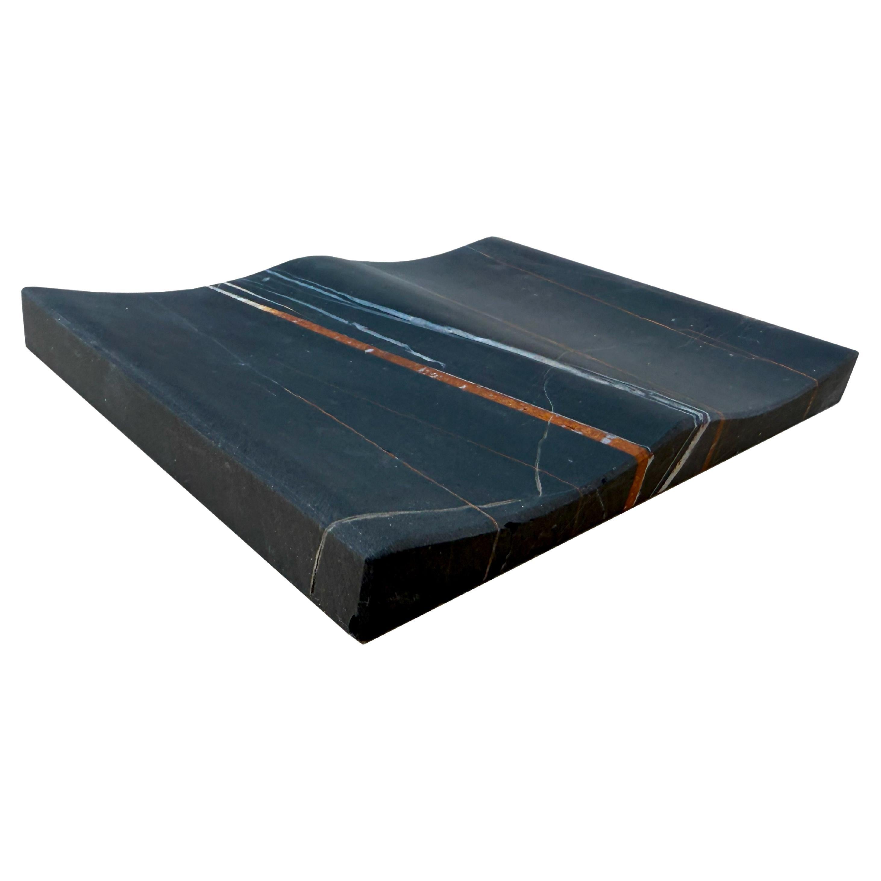 Schwarzes Bambú-Marmortablett Joaquín Moll Meddel Made in Spain Geschenk Modernes Design im Angebot