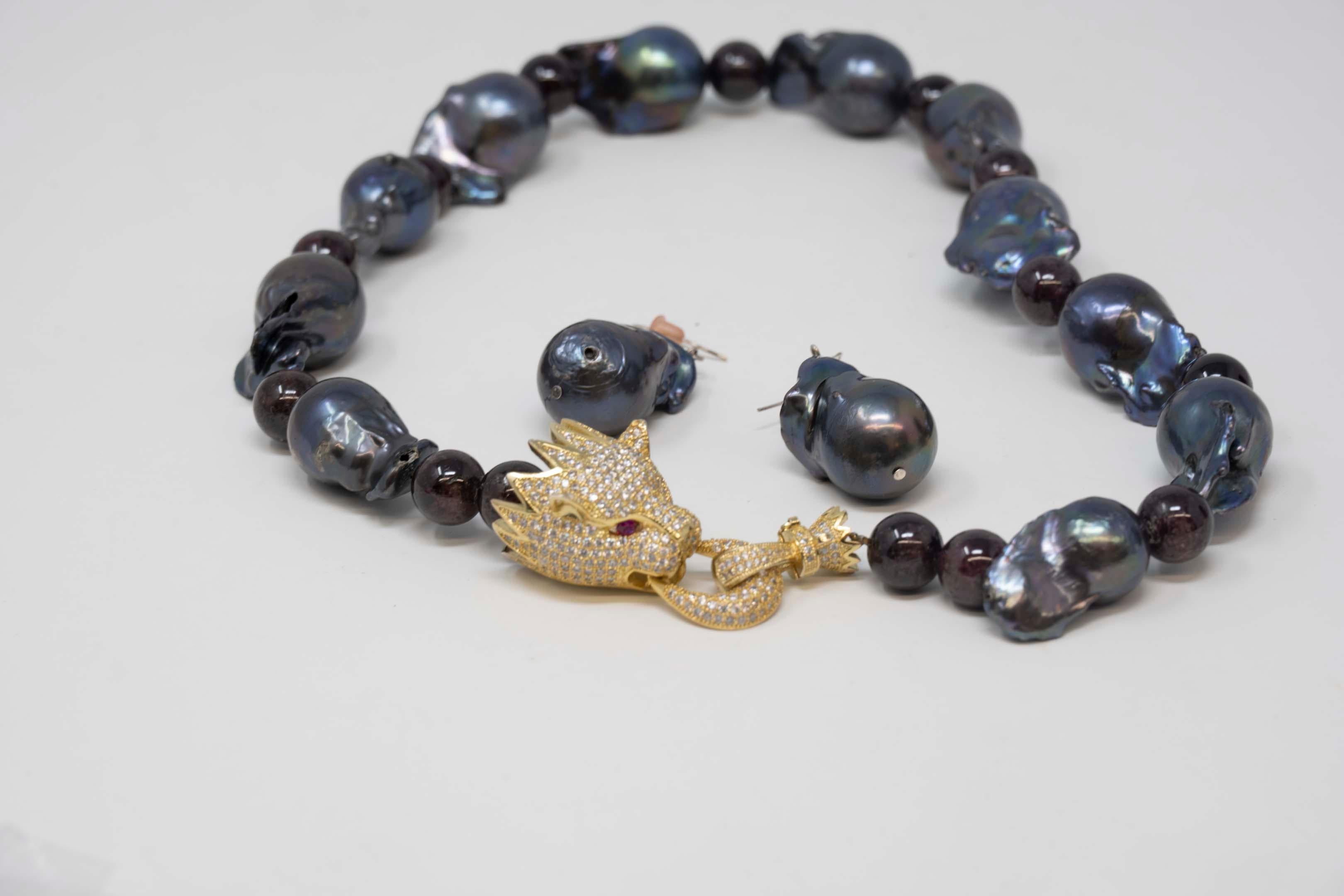 Parure collier de perles baroques noires en vente 5