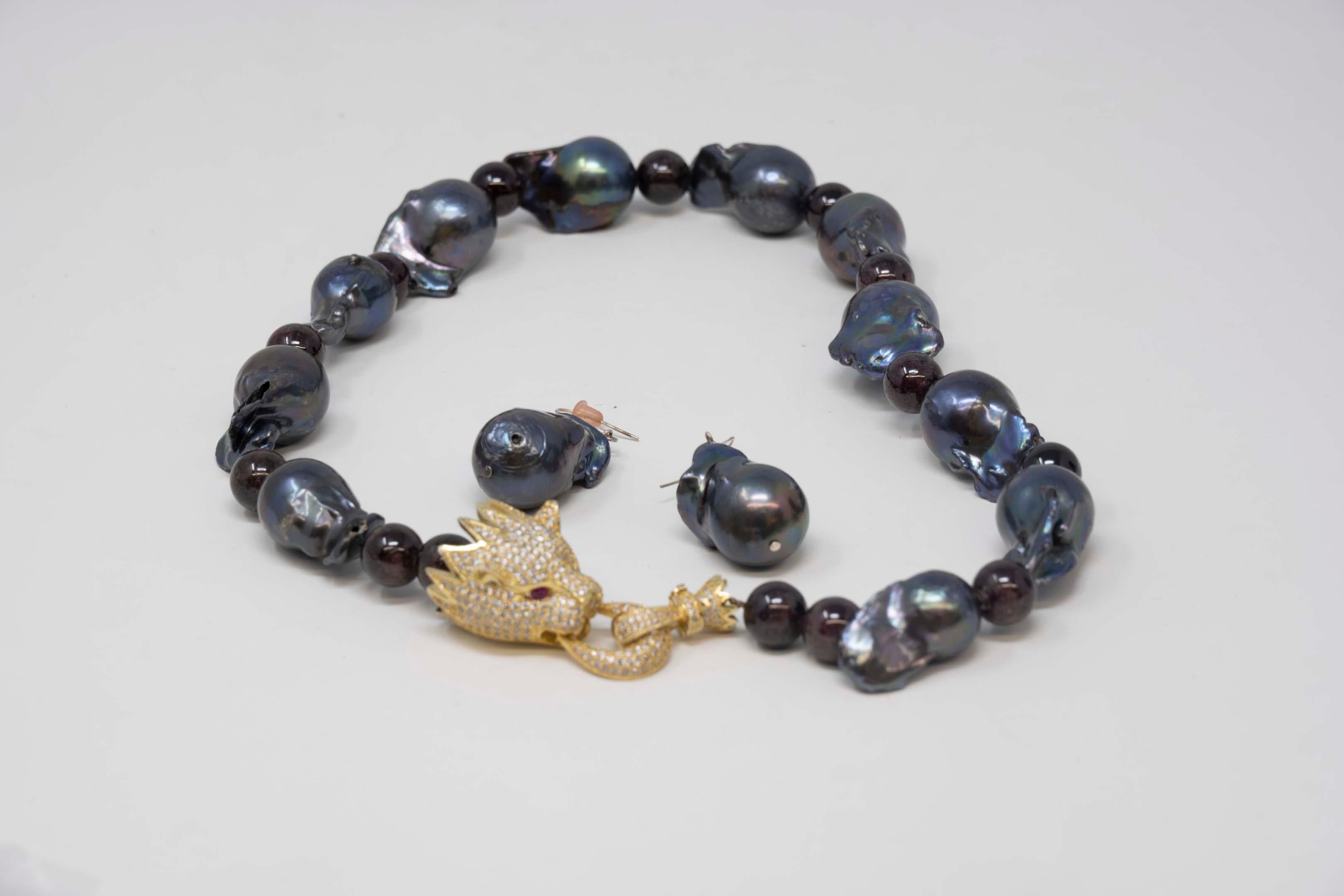 Parure collier de perles baroques noires en vente 6