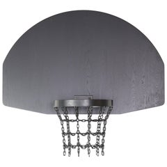 Schwarzes Basketball-Rückenbrett, Rand und Kette: Sherwin Williams SW 7048 Urbane