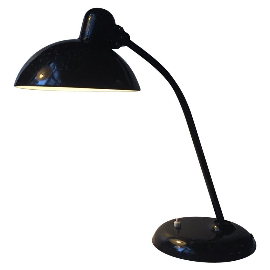 Lampe de bureau Bauhaus noire de Christian Dell pour Kaiser Idell, Allemagne, années 1930 en vente