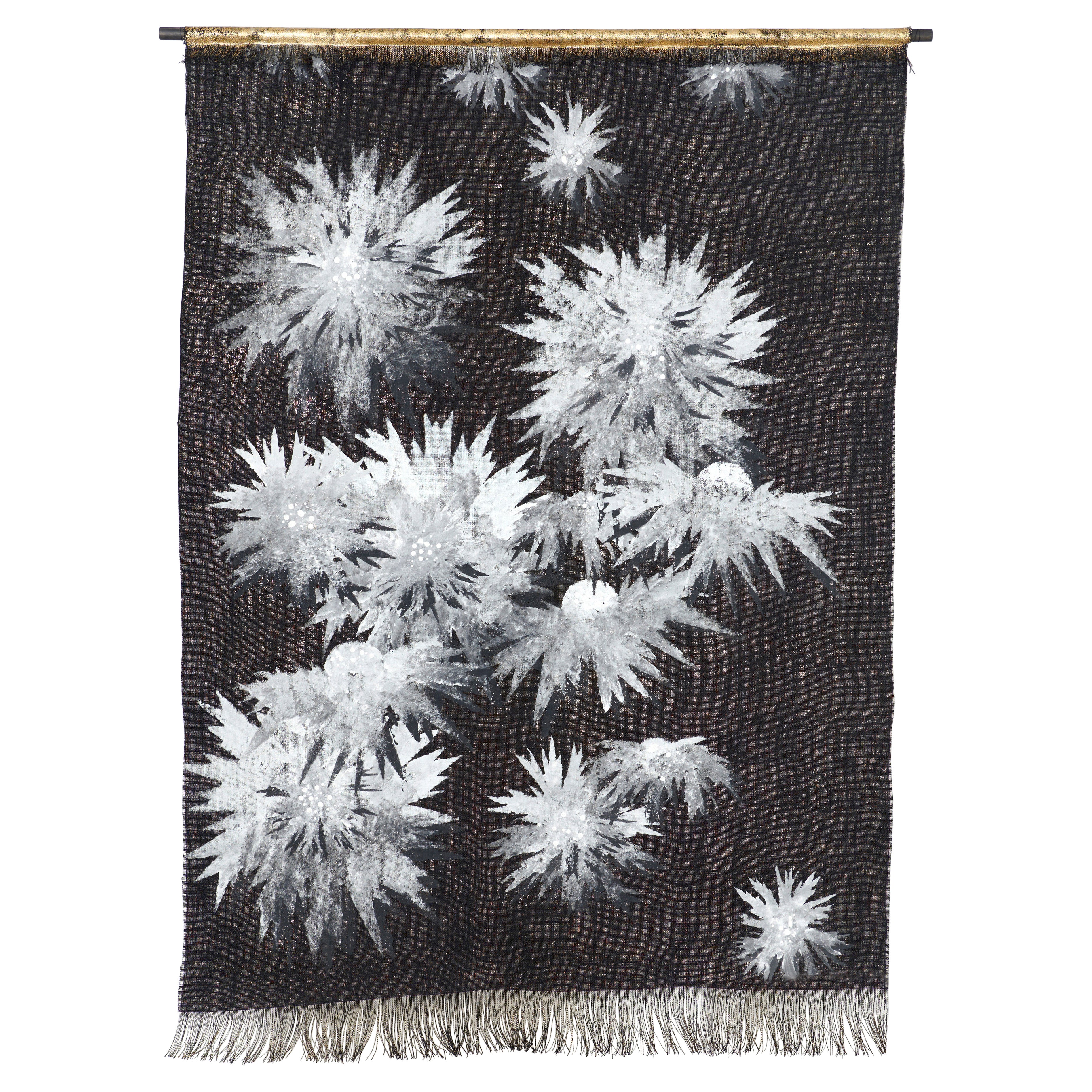 "Black Beauty" - Appendiabiti grafico floreale in iuta nera e foglia d
oro