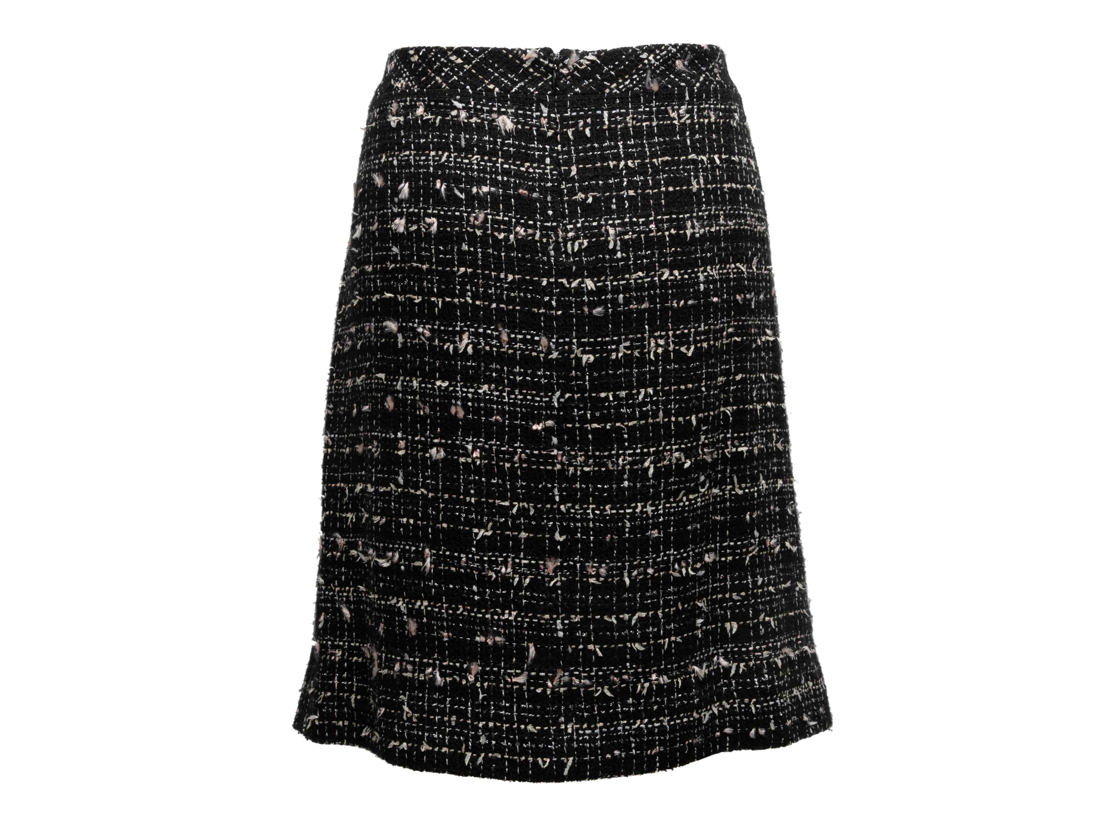 Black & Beige Chanel Cruise 2005 Tweed Skirt Size FR 48 For Sale 2