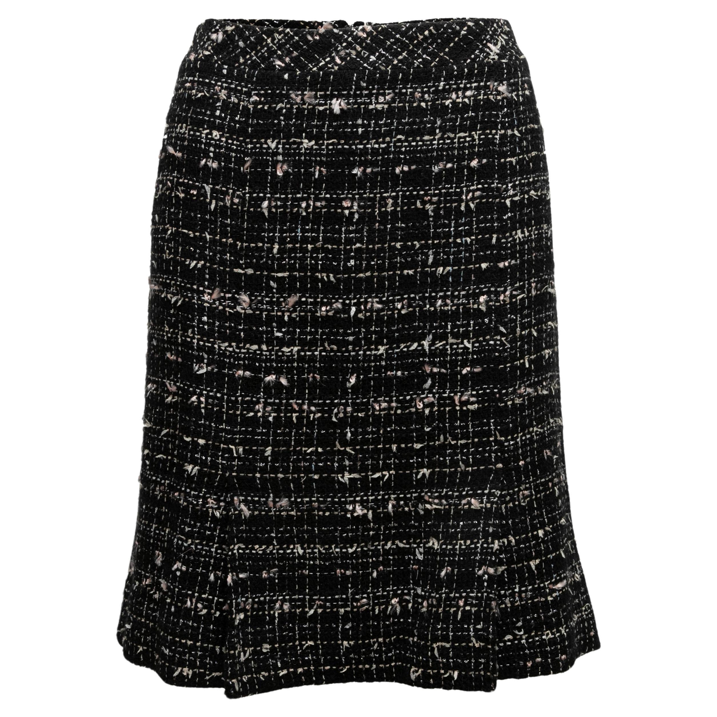 Black & Beige Chanel Cruise 2005 Tweed Skirt Size FR 48 For Sale