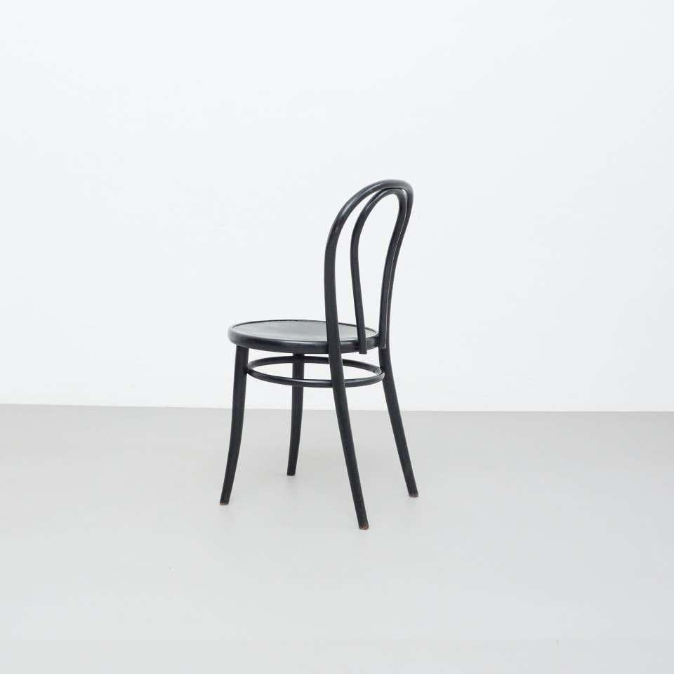 Black Bentwood Chair in the Style of Thonet, circa 1950 In Good Condition For Sale In Barcelona, ES