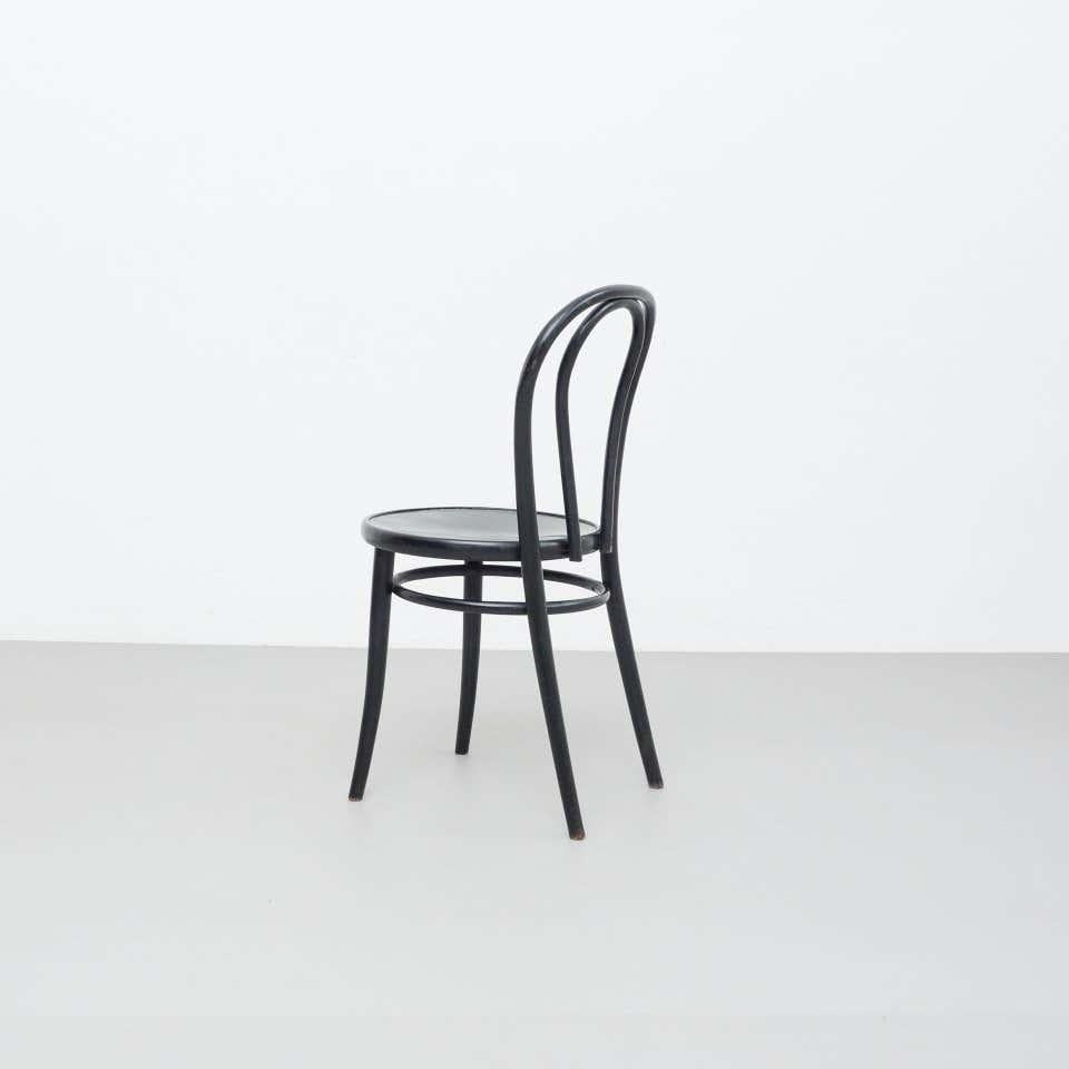 Black Bentwood Chair in the Style of Thonet, circa 1950 In Good Condition For Sale In Barcelona, Barcelona