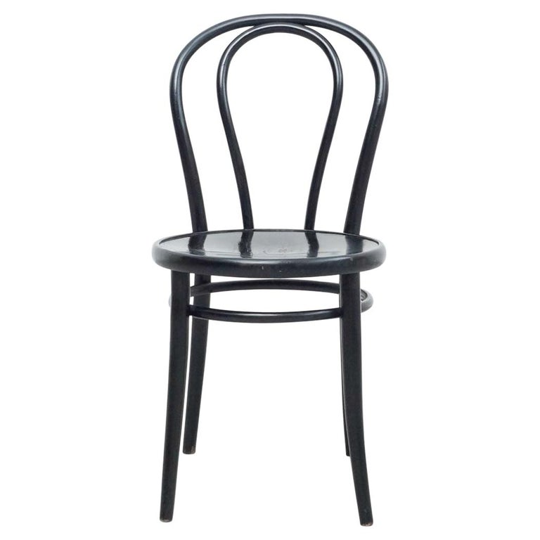 Black Bentwood Chair in the Style of Thonet, circa 1950 For Sale at 1stDibs  | thonet black chair, bentwood chair black, black bentwood chairs