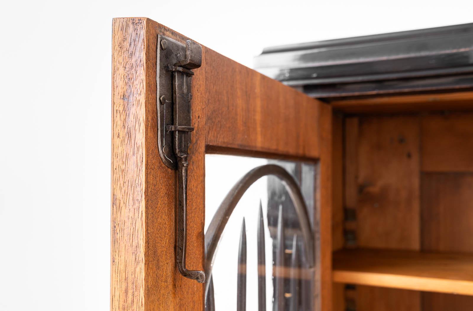 Vetrina Biedermeier nera, Austria, metà del XIX secolo in vendita 2