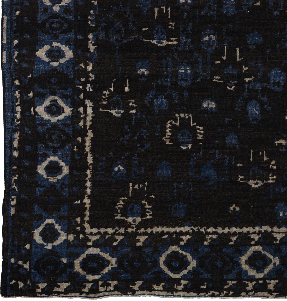 Schwarz Blau Persische Wolle Hand geknüpft Teppich 7 Fuß 4 in x 10 Fuß 9 in im Angebot 1