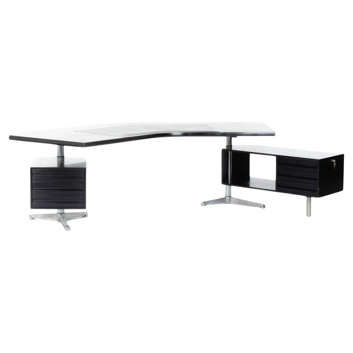 Black Borsani boomerang executive desk by Osvaldo Borsani