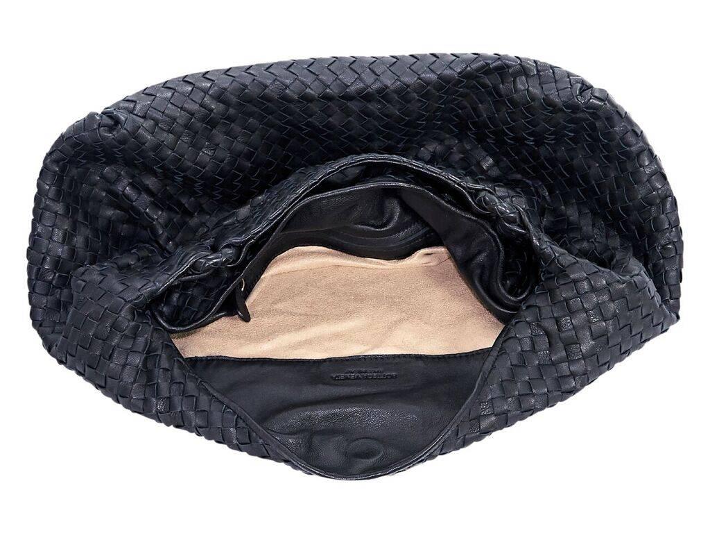 Women's Black Bottega Veneta Intrecciato Leather Shoulder Bag