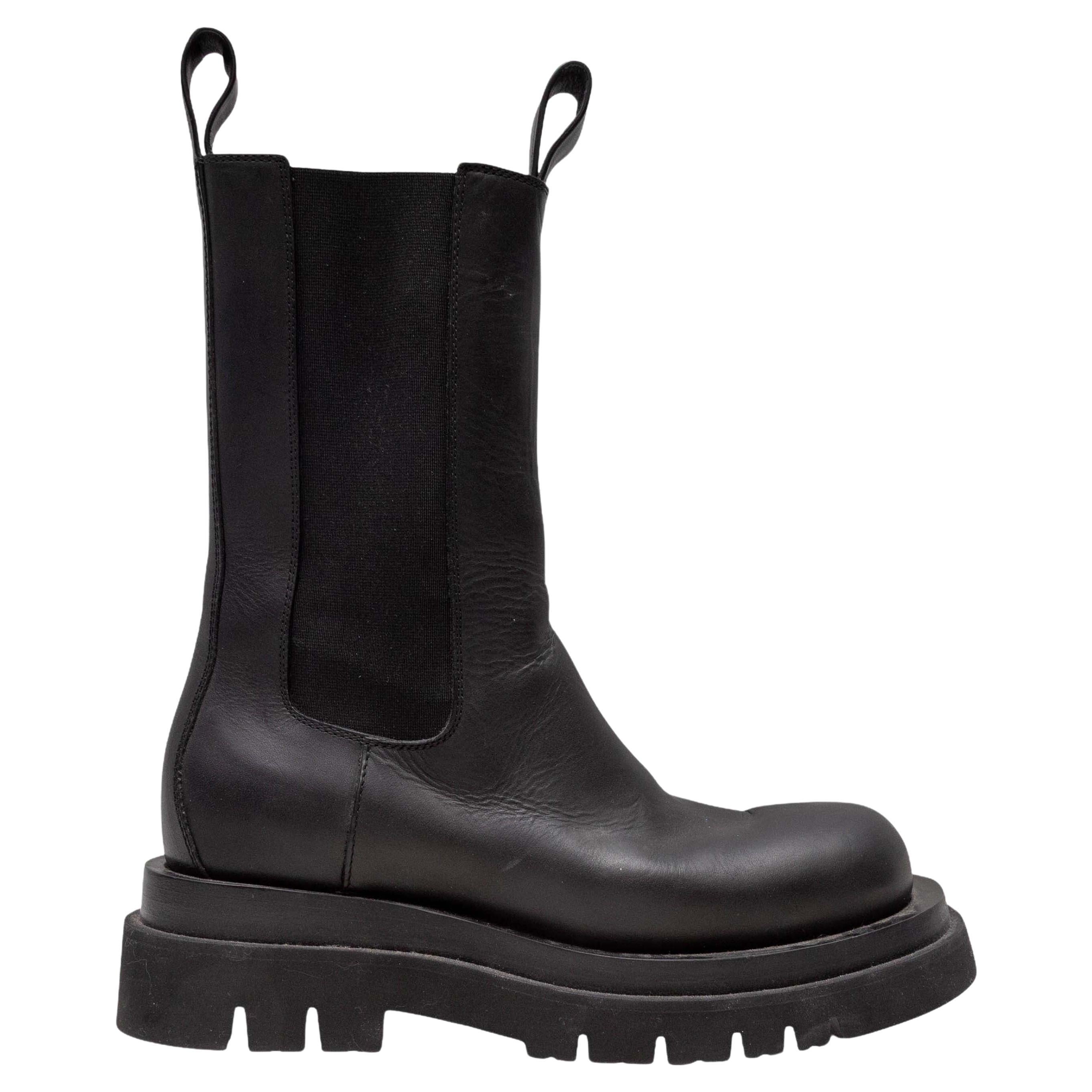Bottega Veneta noir semelle à crampons à mi-mollet