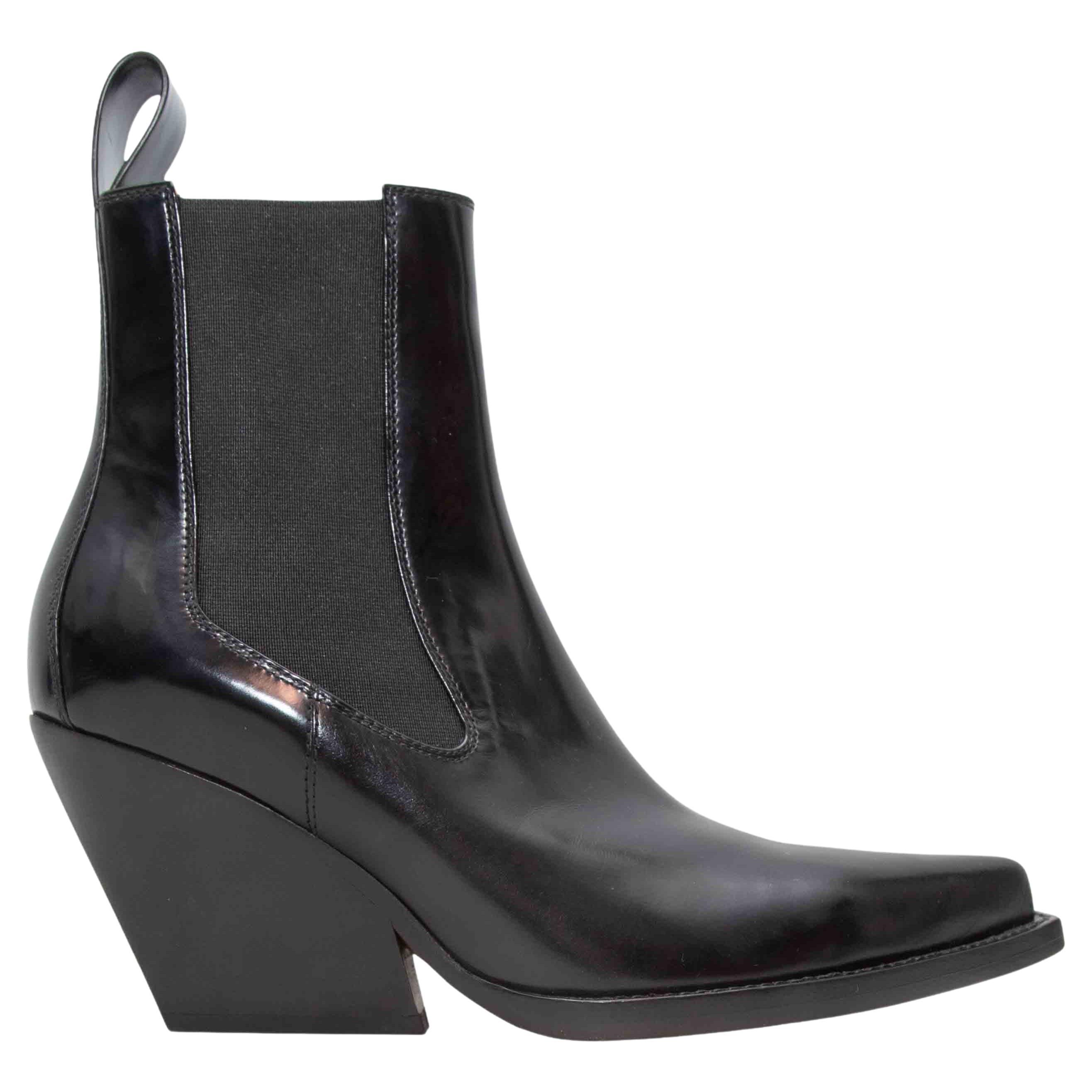 Bottega Veneta Patent Pointed-Toe Wedge Chelsea Boots Taille 37