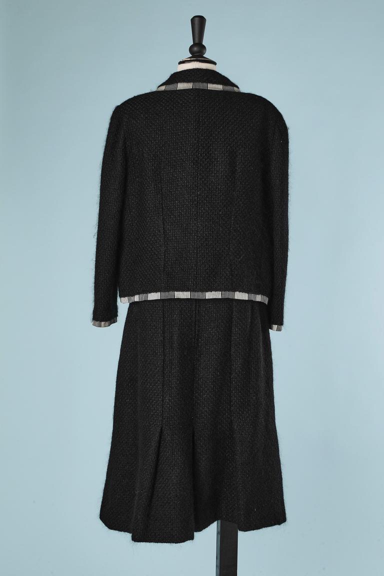 Black bouclette tweed with black&white silk edge skirt -suit Chanel Boutique 4