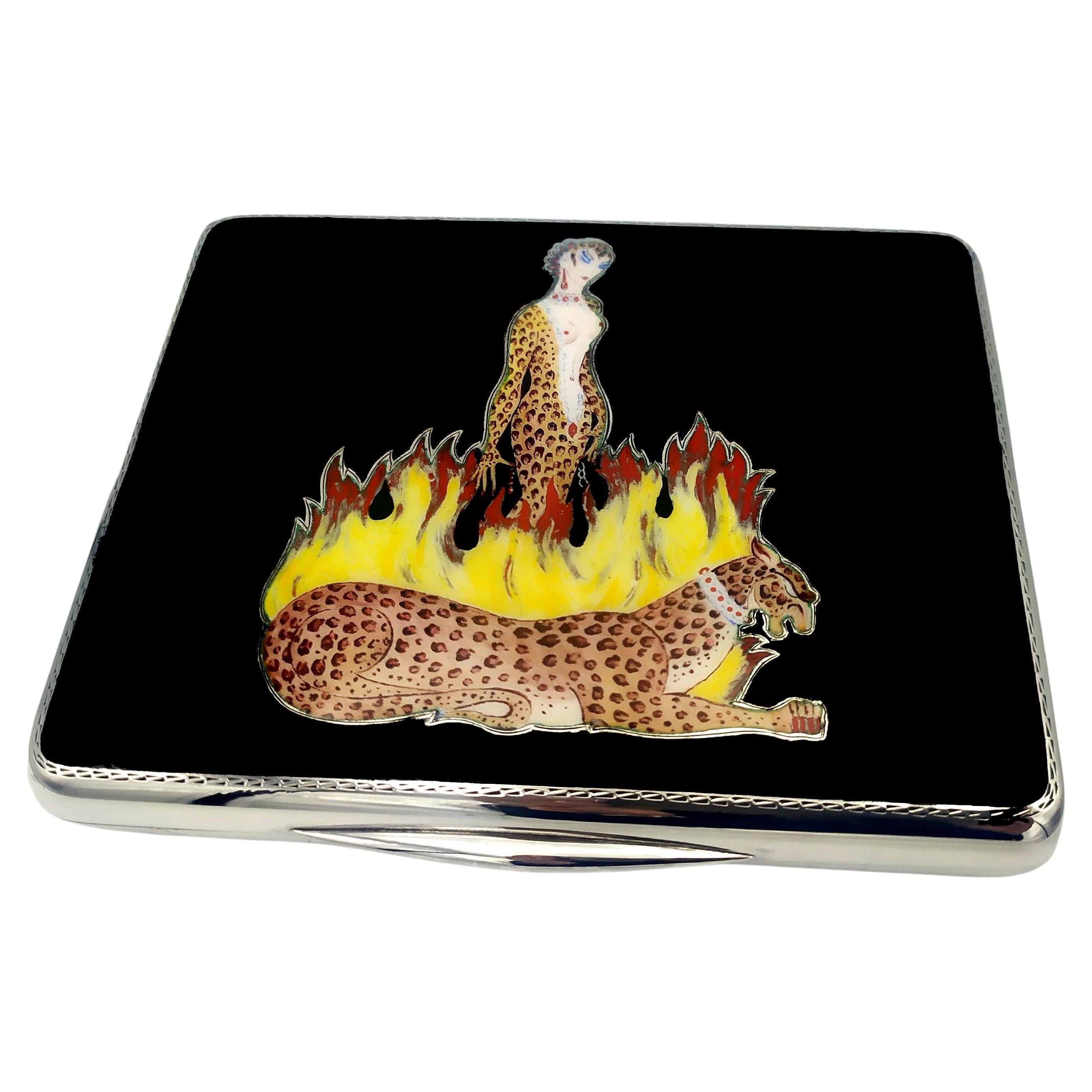Boîte noire Erté inspiration avec femme, léopard et flammes peinte à la main Salimbeni en vente