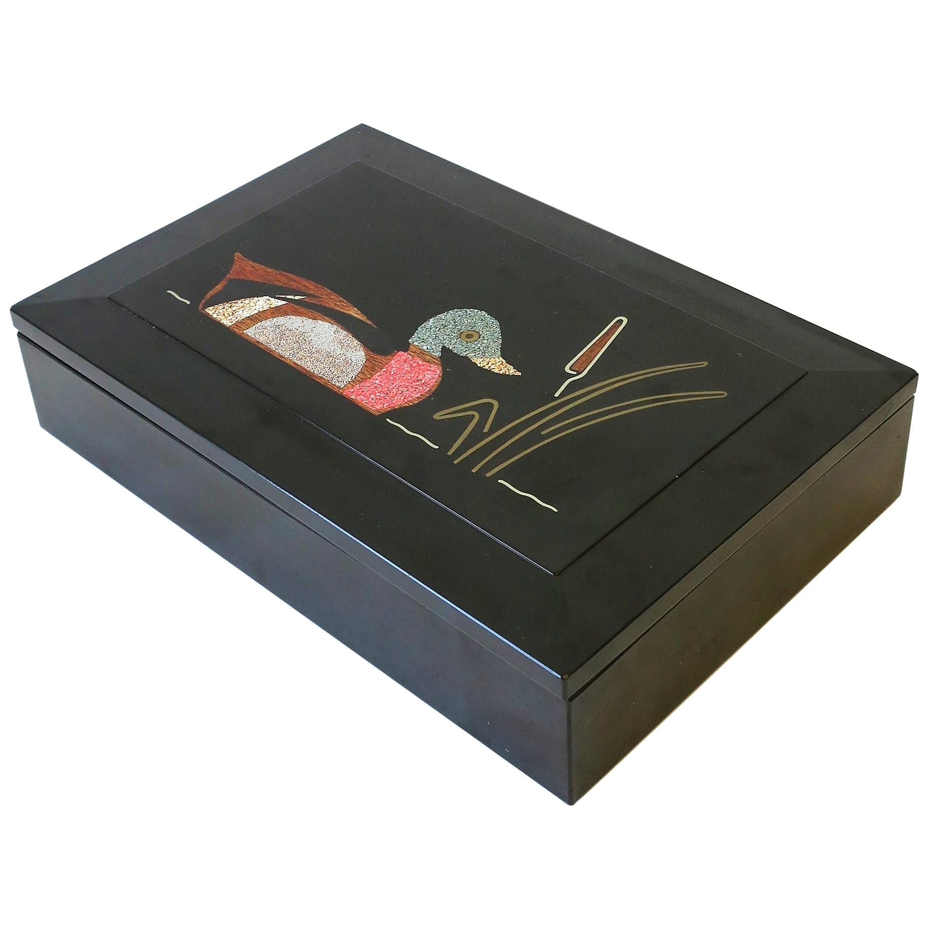 Boîte noire avec mosaïque de canards de Mallard  en vente