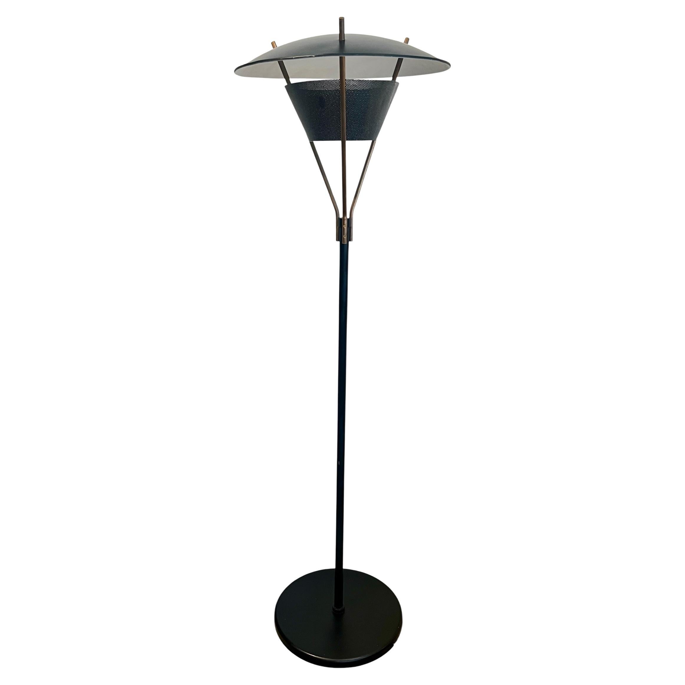 Stehlampe schwarz & messing von Gerald Thurston für Lightolier im Angebot