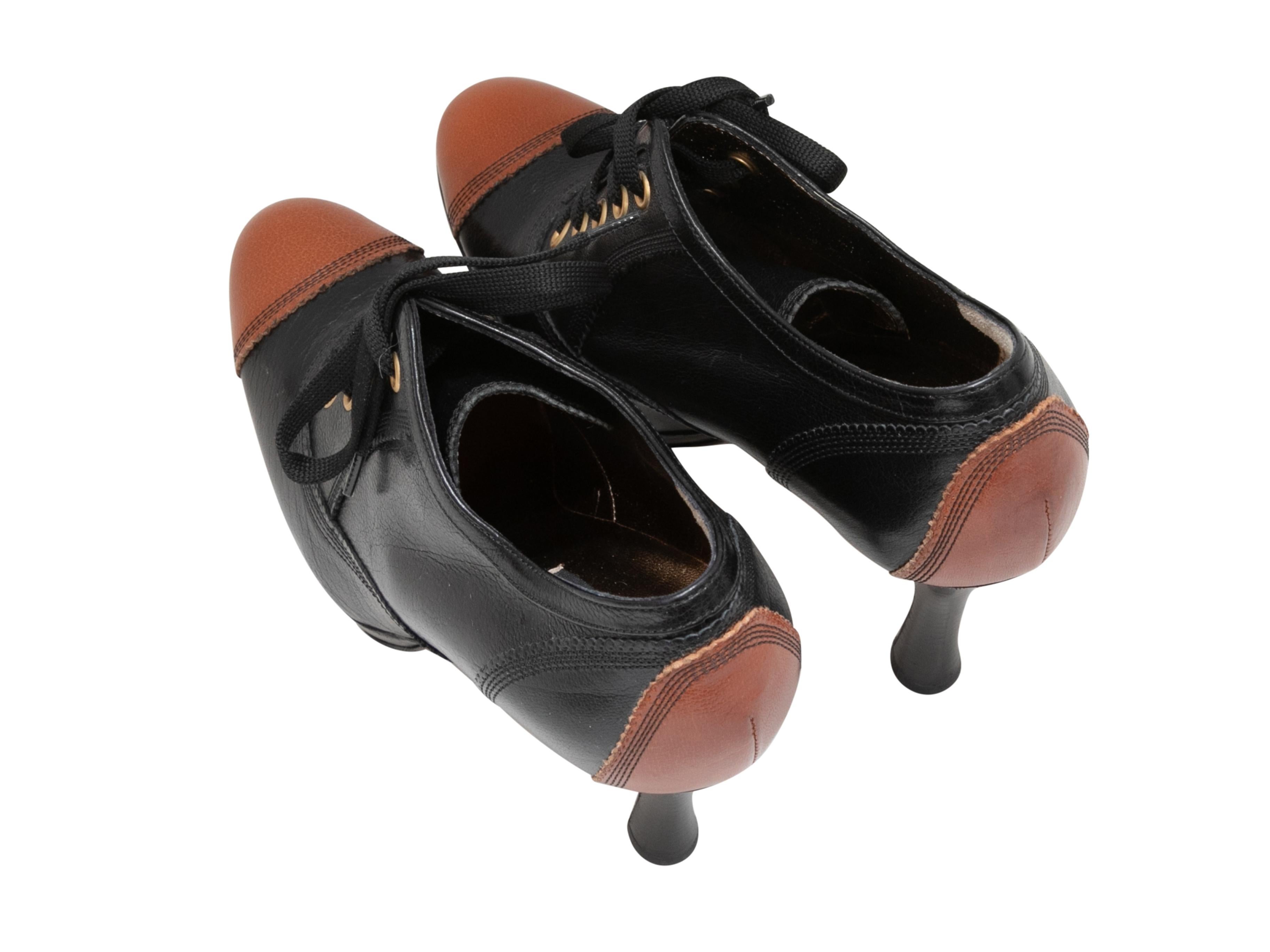 Women's Black & Brown Dolce & Gabbana Oxford Pumps Size 37.5 For Sale