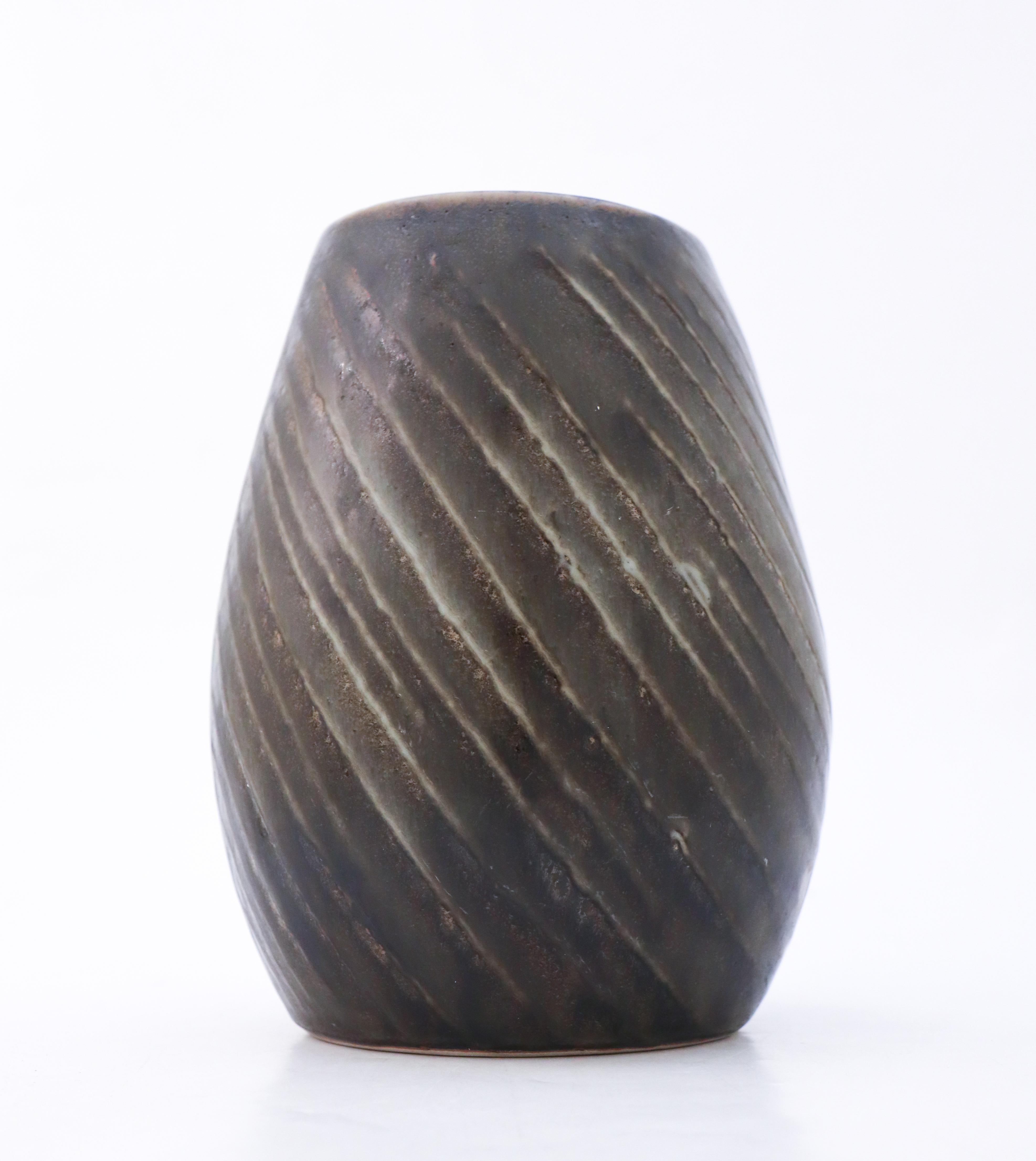 Ceramic Black & Brown Vase Carl-Harry Stålhane Rörstrand Atelier, Midcentury Vintage For Sale