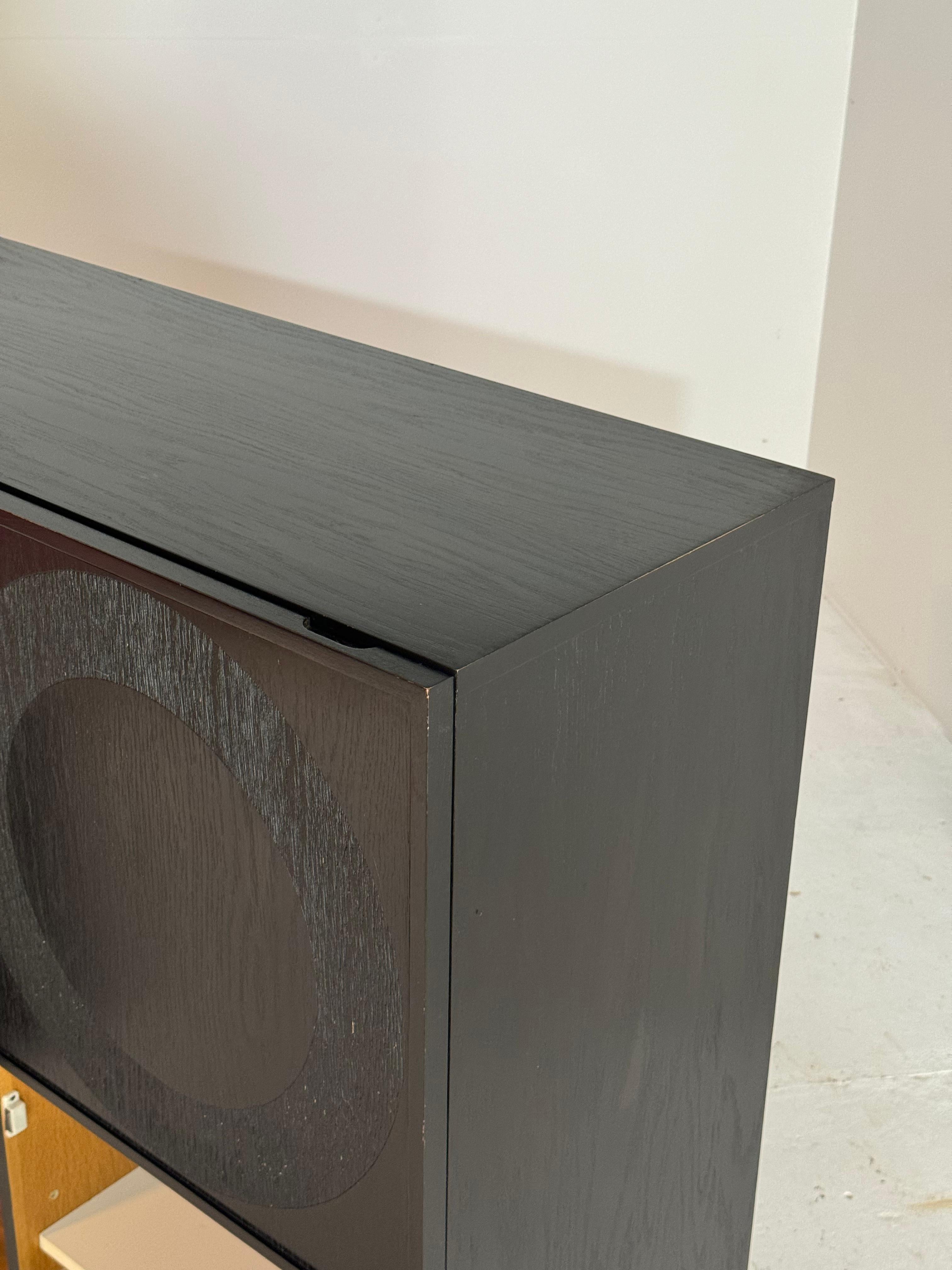 Schwarzer brutalistischer Circulair-Barschrank von Musterring, Belgien im Angebot 1